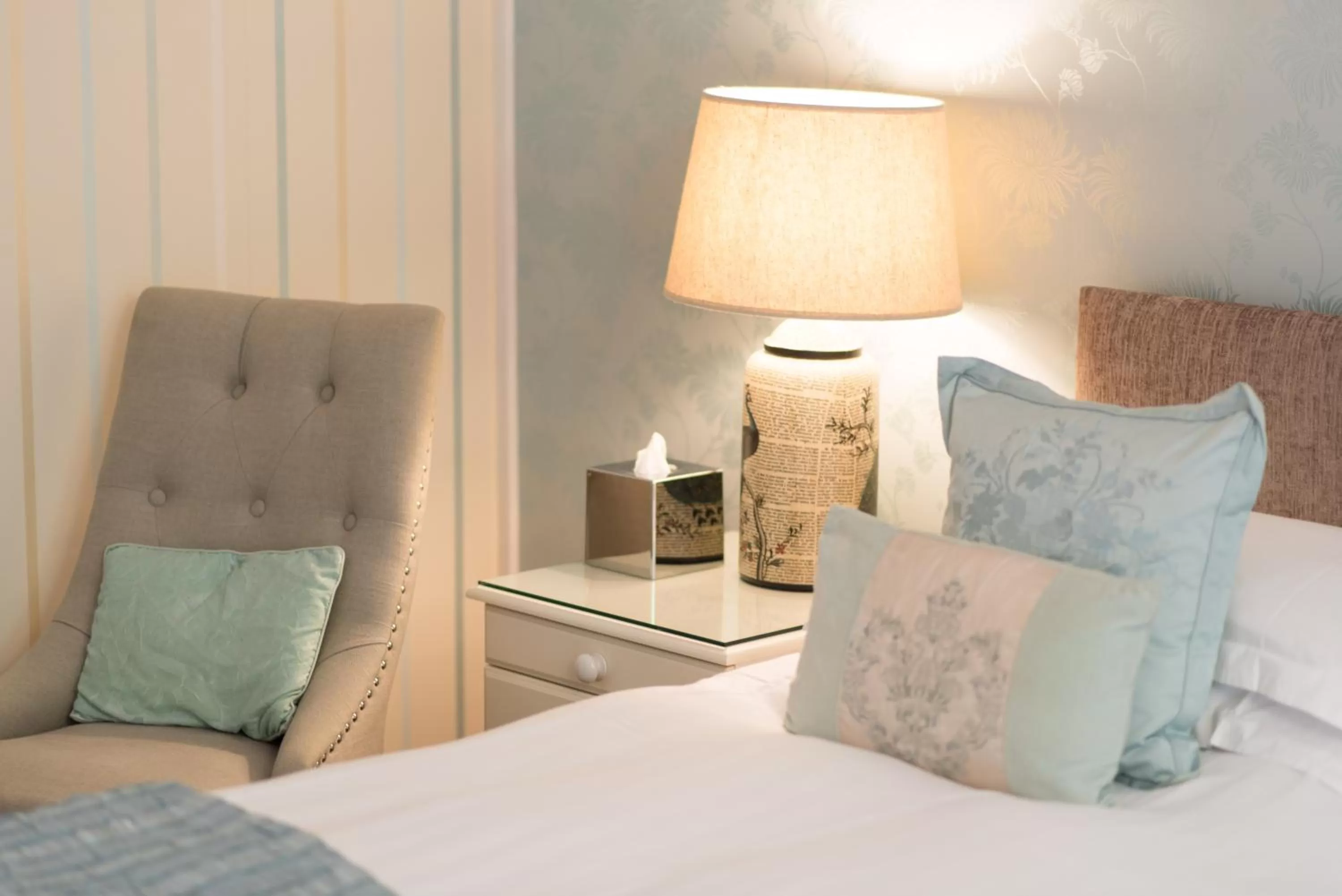 Bed in Grovefield Manor