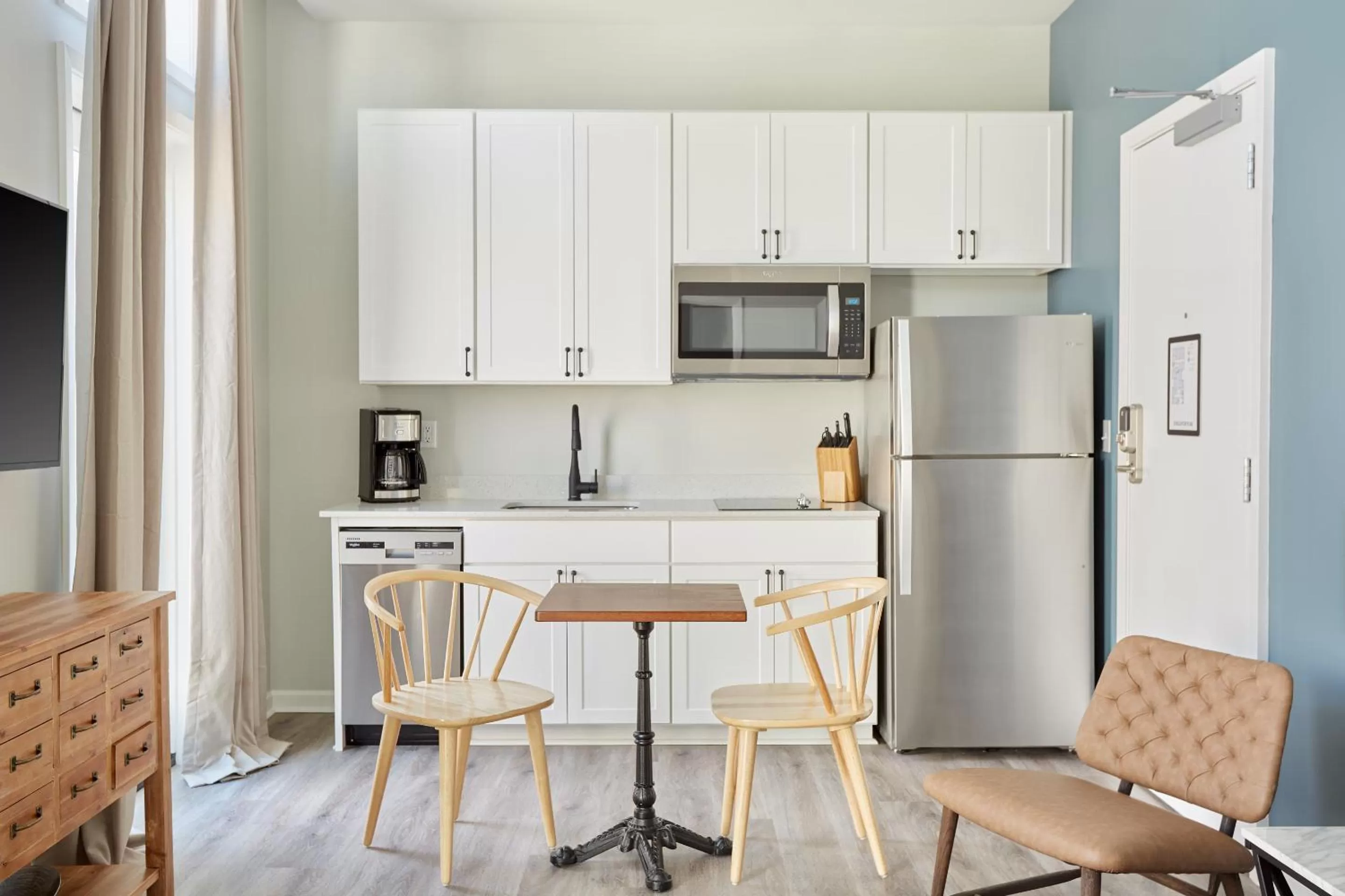 Kitchen/Kitchenette in Sonder at The Promenade