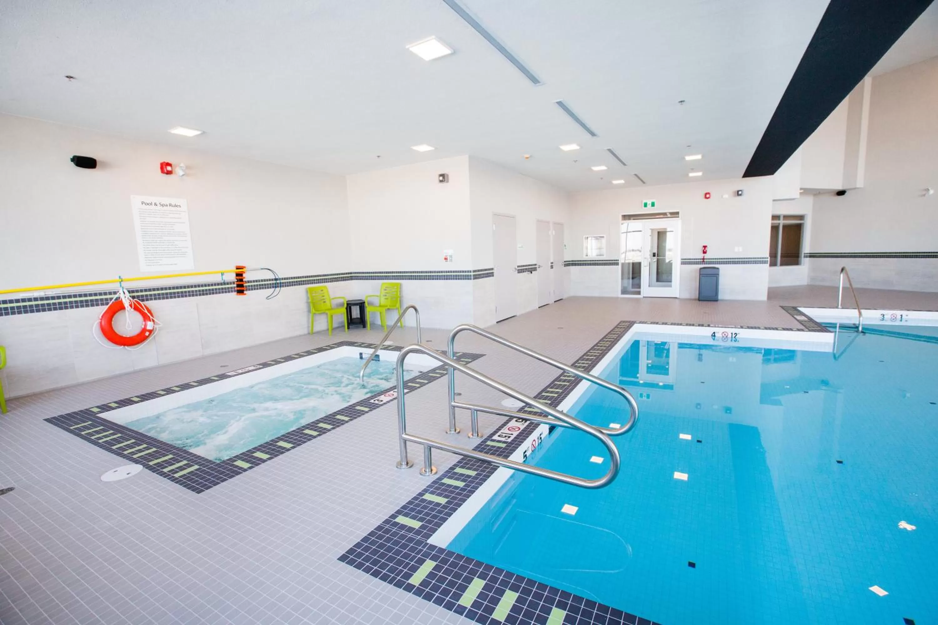 Swimming pool in Holiday Inn Hotel & Suites Calgary South - Conference Ctr by IHG