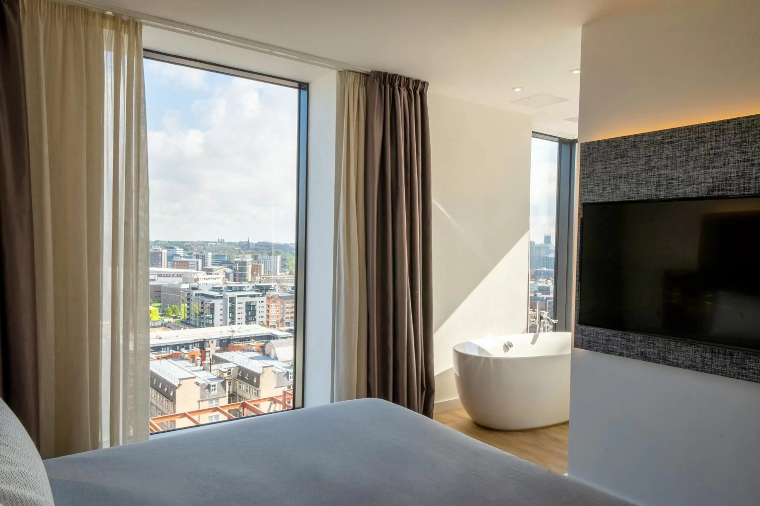 Bathroom, Bed in INNSiDE by Meliá Liverpool