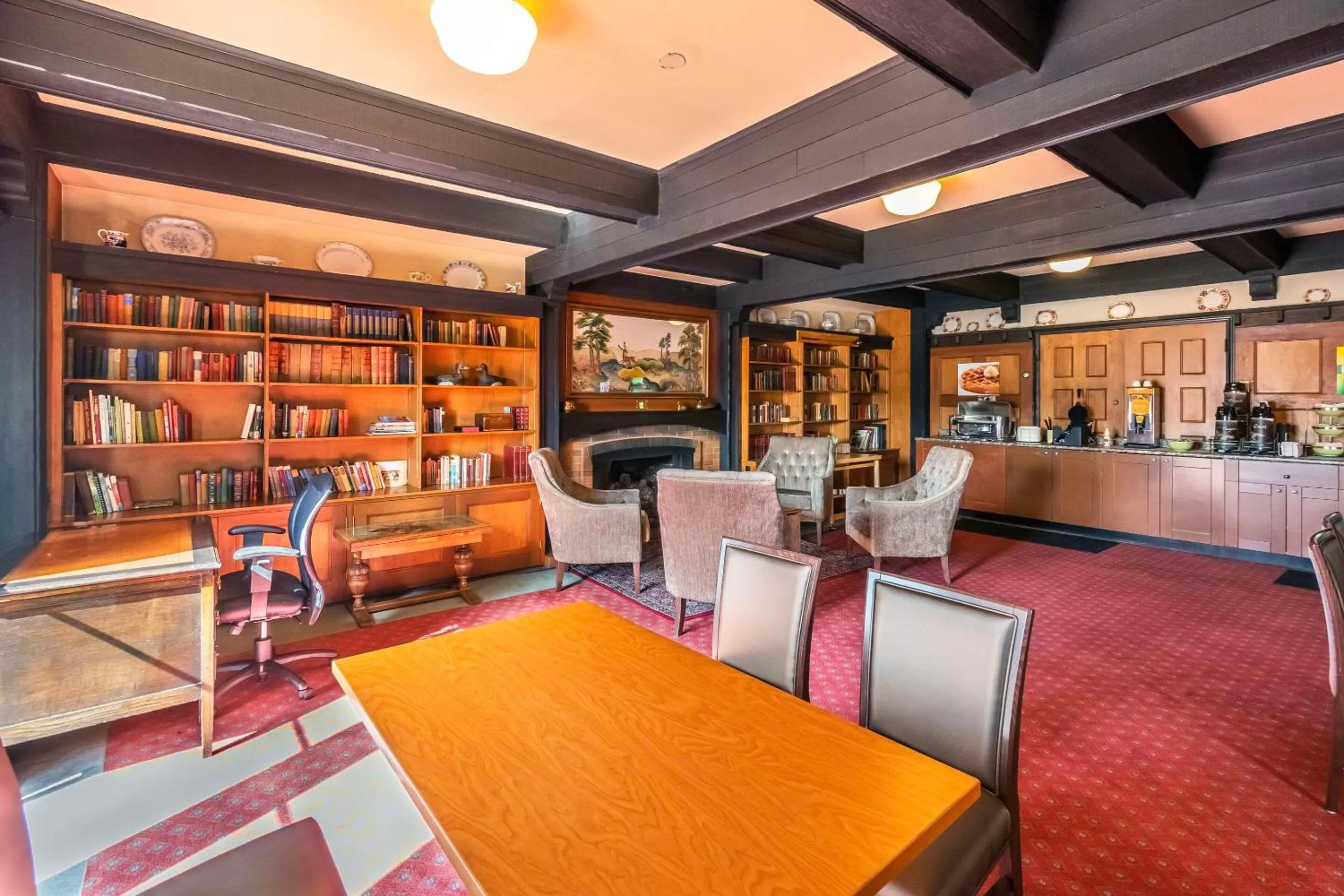 Breakfast in Quality Inn Waddling Dog