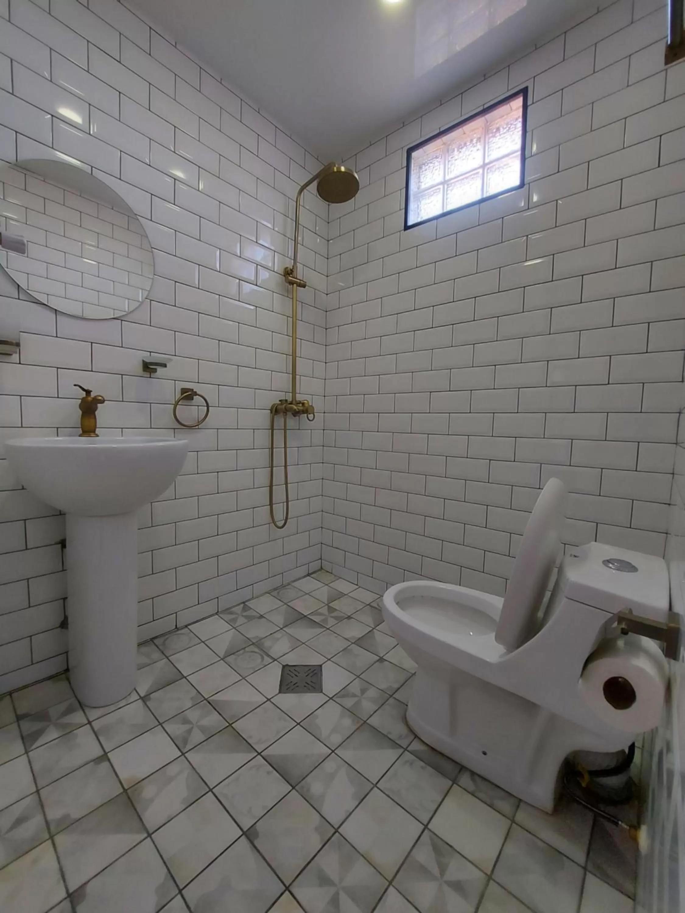 Bathroom in Level Up Hotel & Restaurant