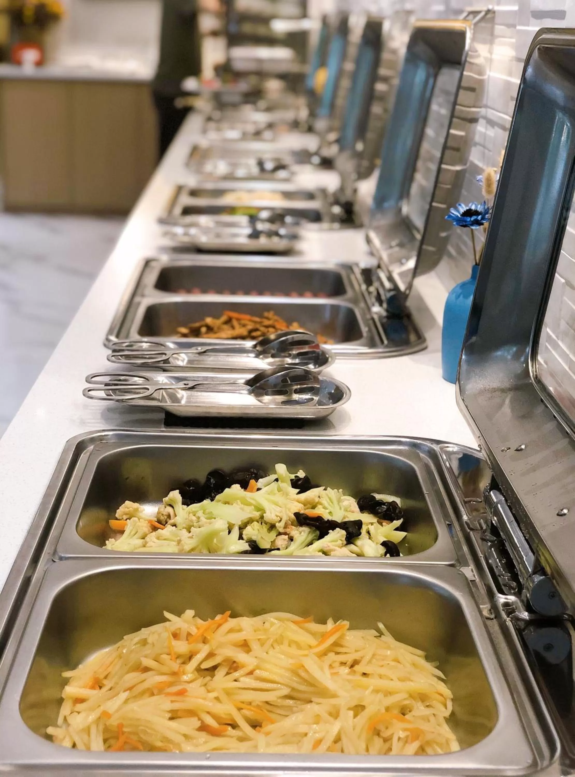 Breakfast in Shanghai JOYFUL YARD Hotel