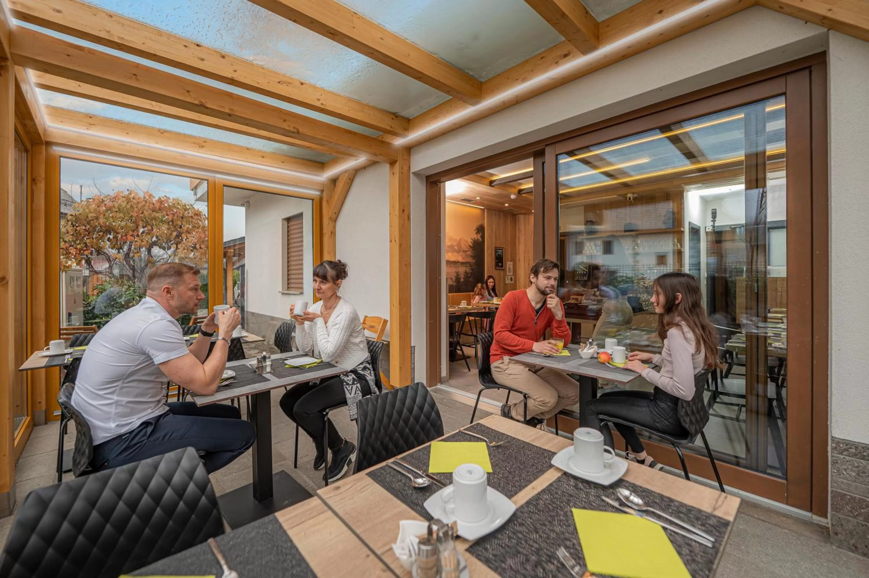 Food and drinks, Restaurant/Places to Eat in Veldes B&B