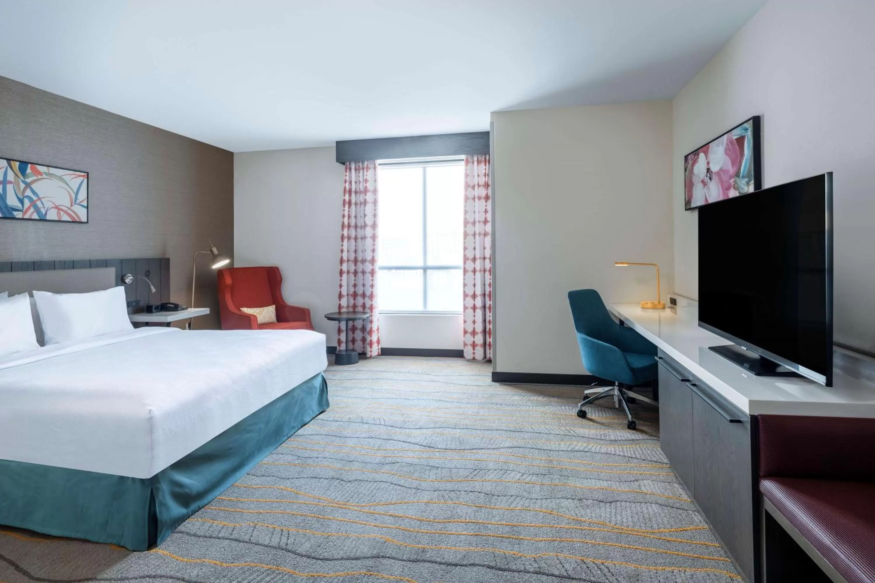 Bedroom, Bed in Hilton Garden Inn Chino Hills Pomona CA