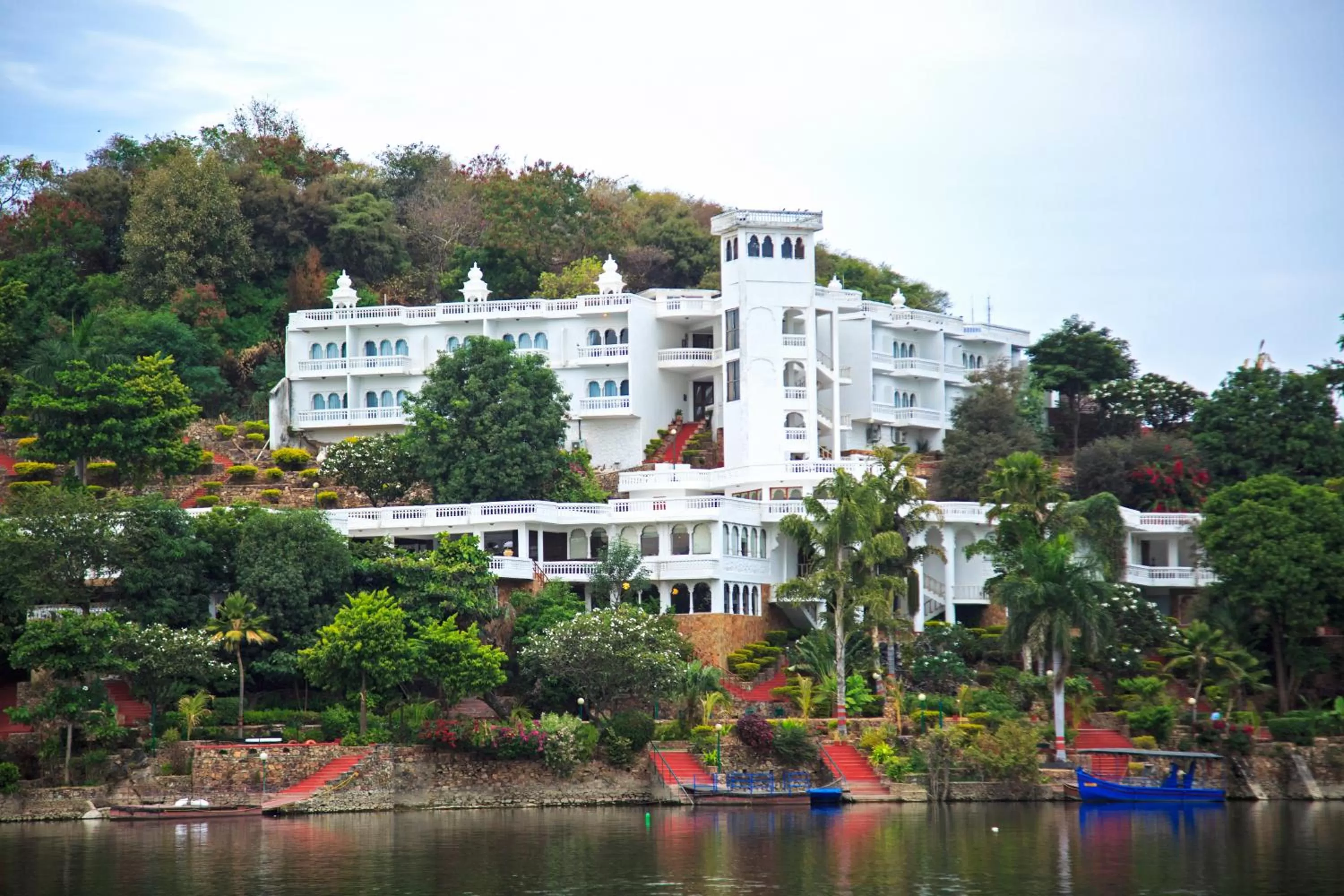 Facade/entrance in Jaisamand Island Resort