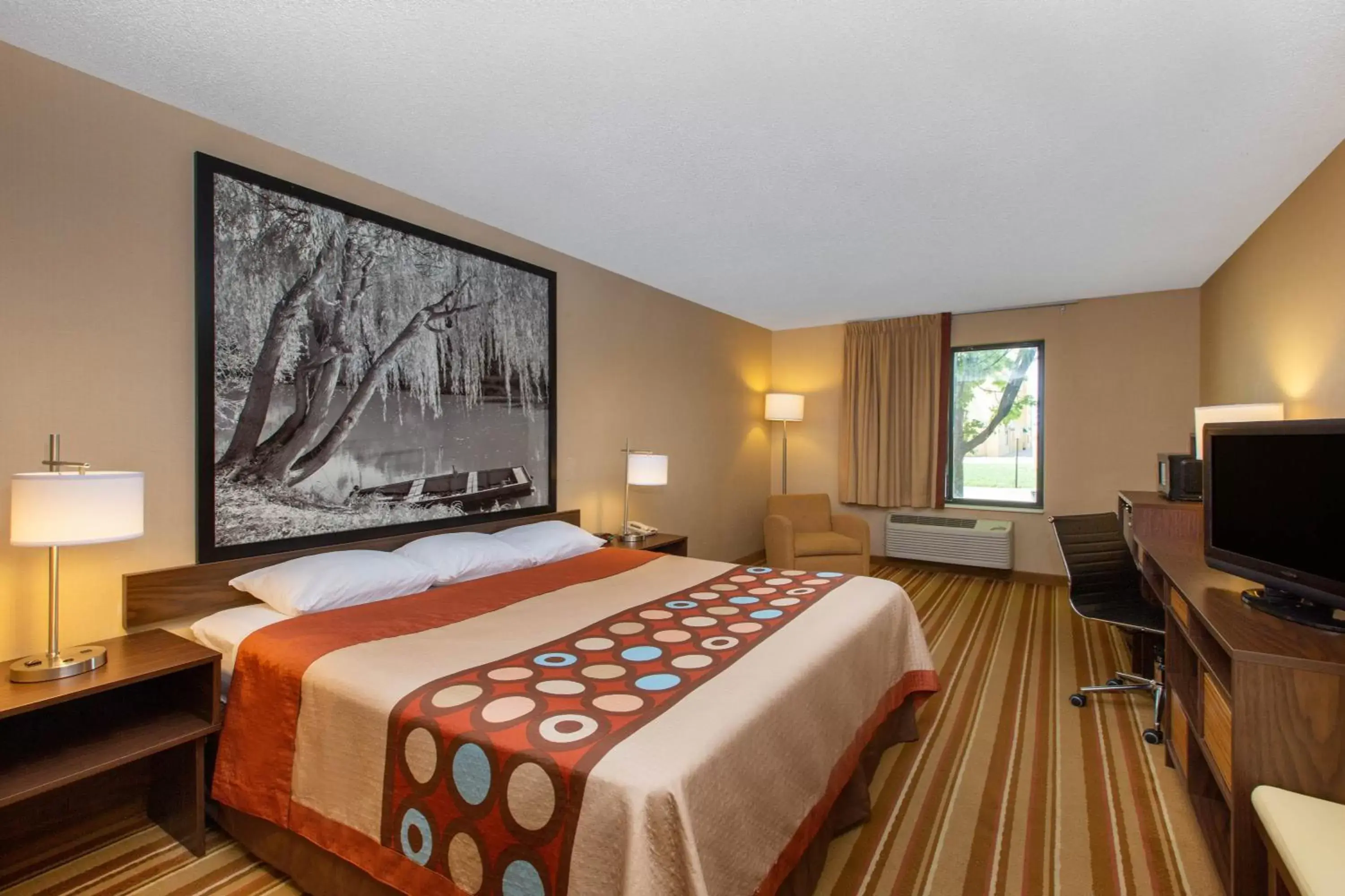 King Room - Non-Smoking in Super 8 by Wyndham Salina I-70 King Room - Non-Smoking in Super 8 by Wyndham Salina I-70