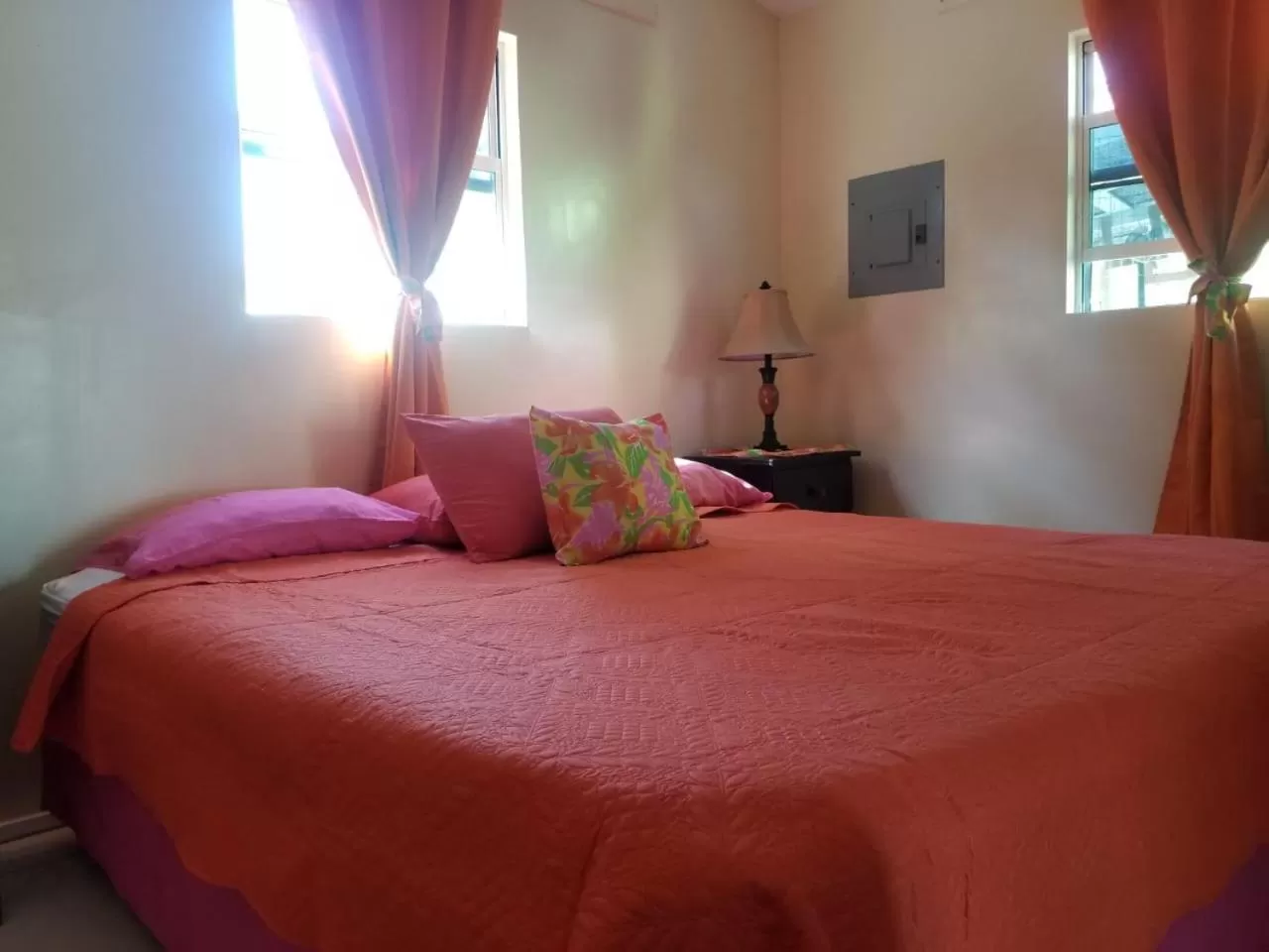 Bedroom, Bed in Barefoot Beach Belize