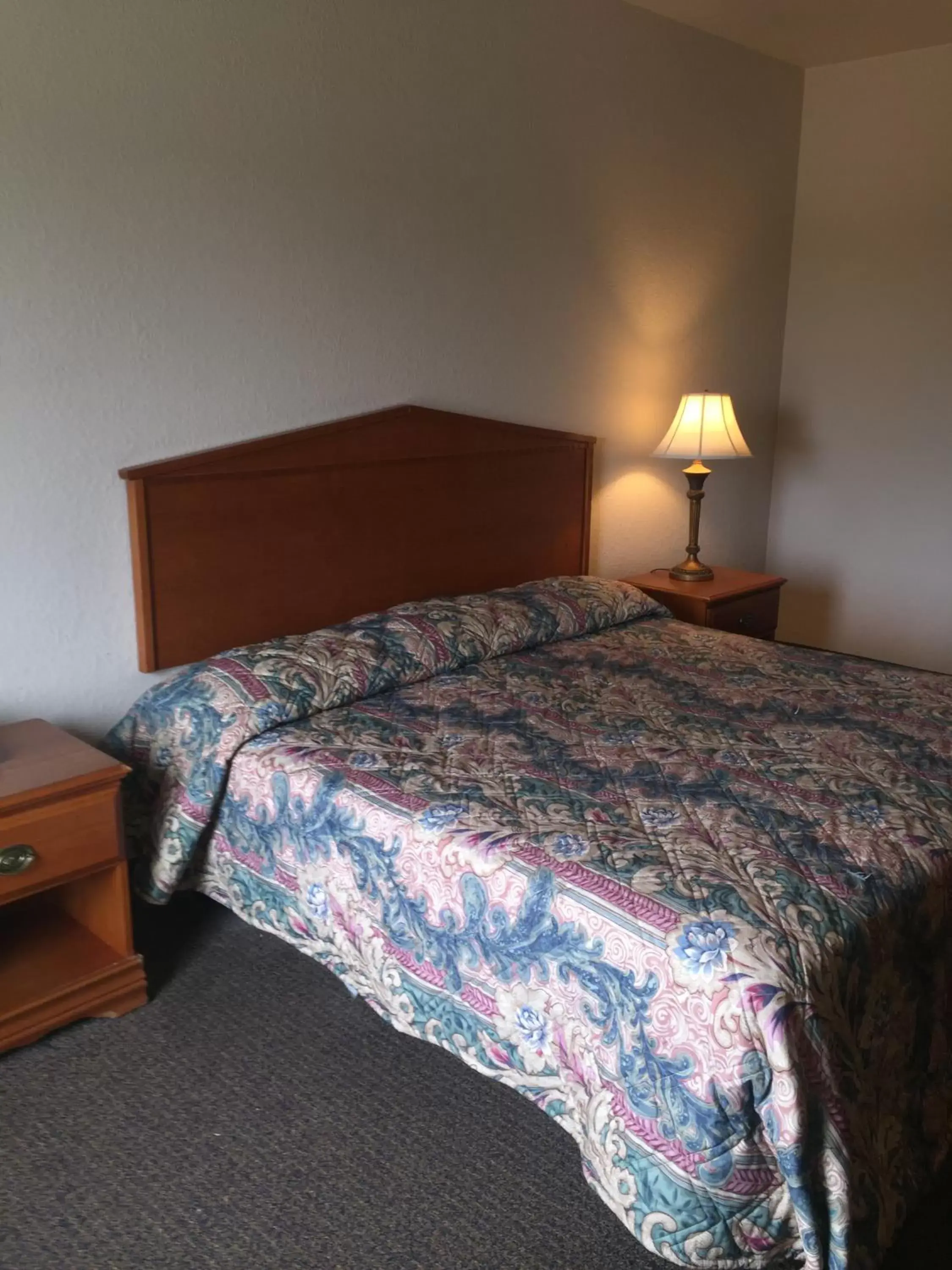 King Room - single occupancy - Non-Smoking in Studio 7 Harker Heights King Room - single occupancy - Non-Smoking in Studio 7 Harker Heights