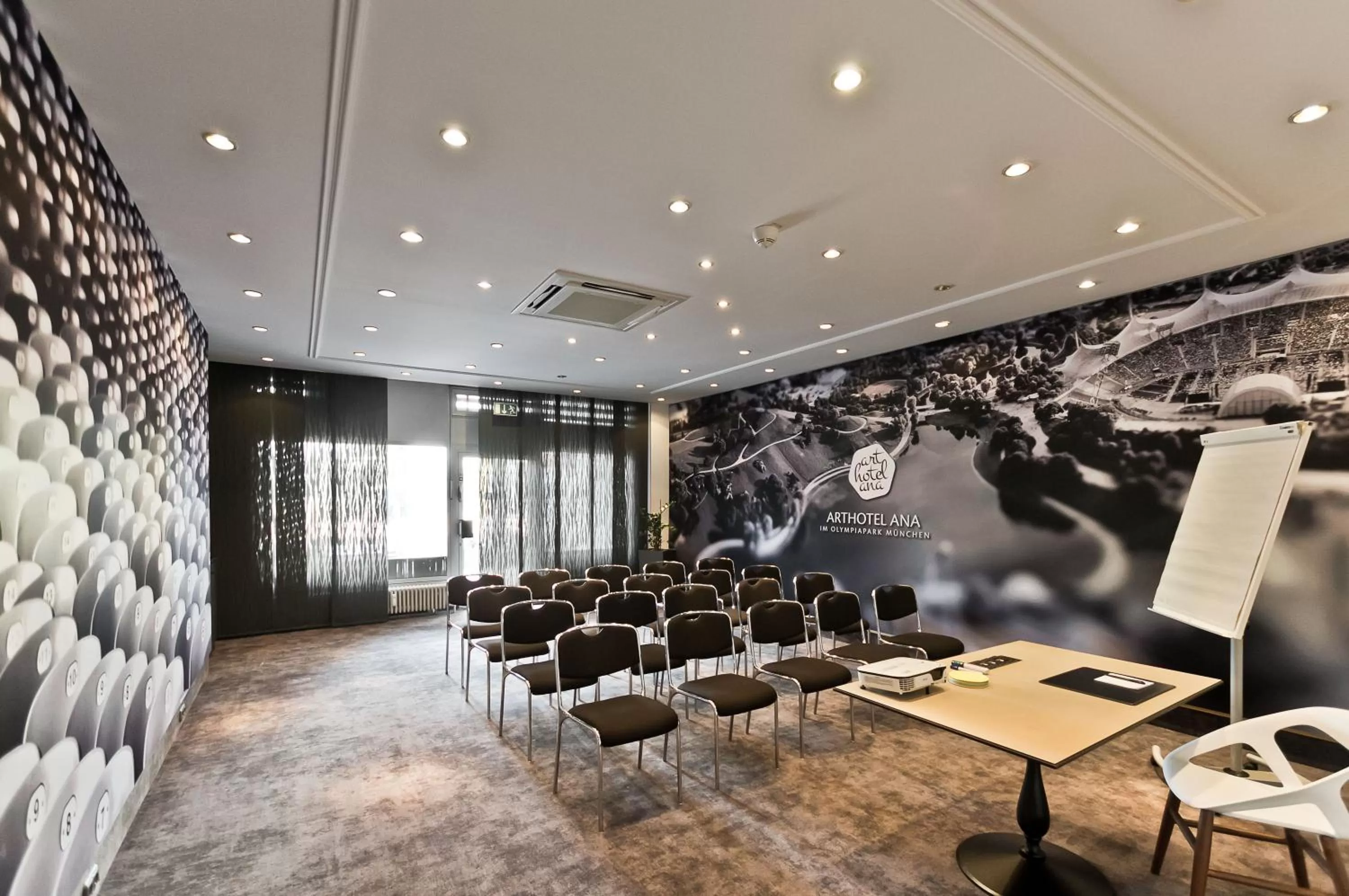 Meeting/conference room in Arthotel Ana im Olympiapark
