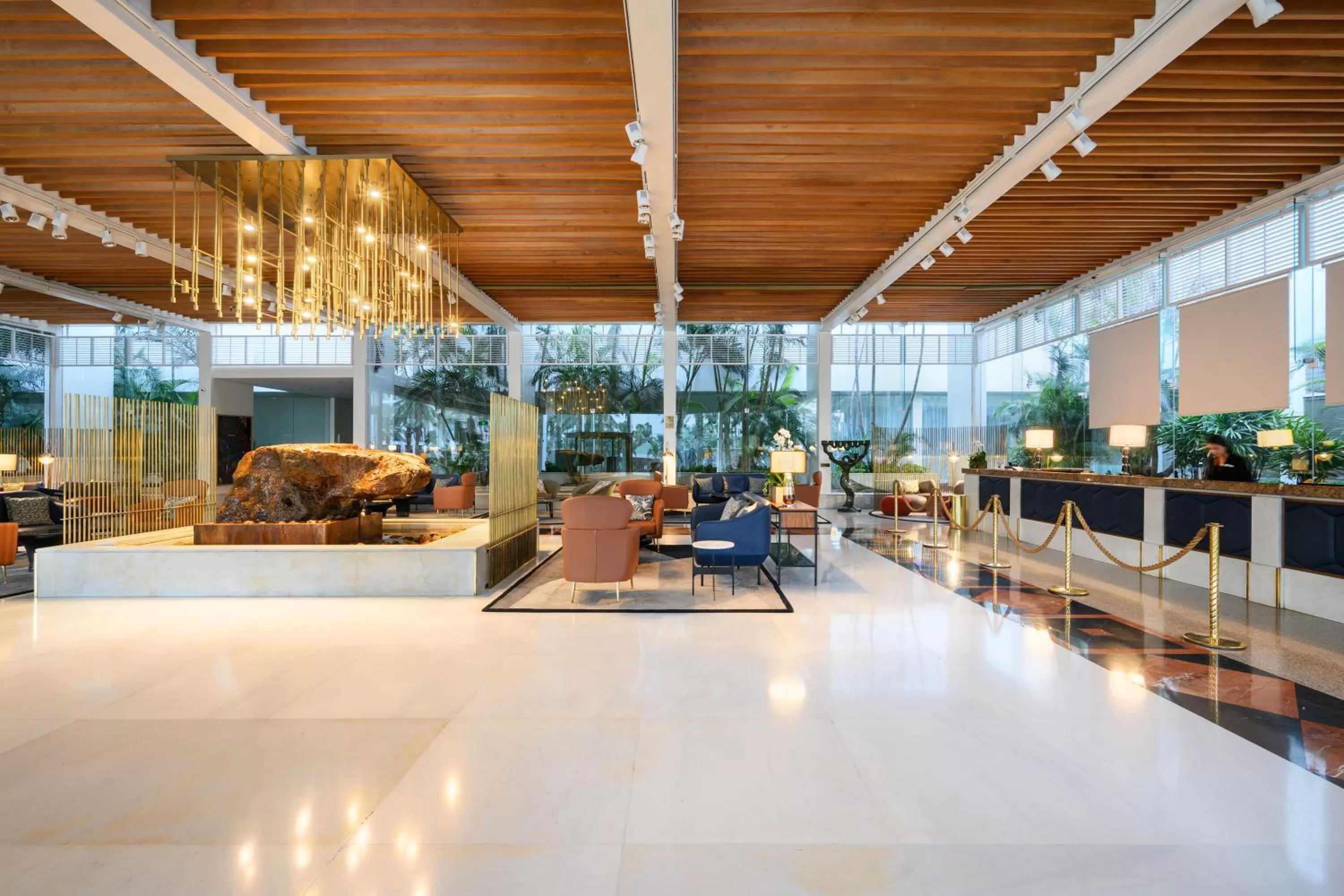 Lobby or reception in Royal Beach Eilat by Isrotel Exclusive