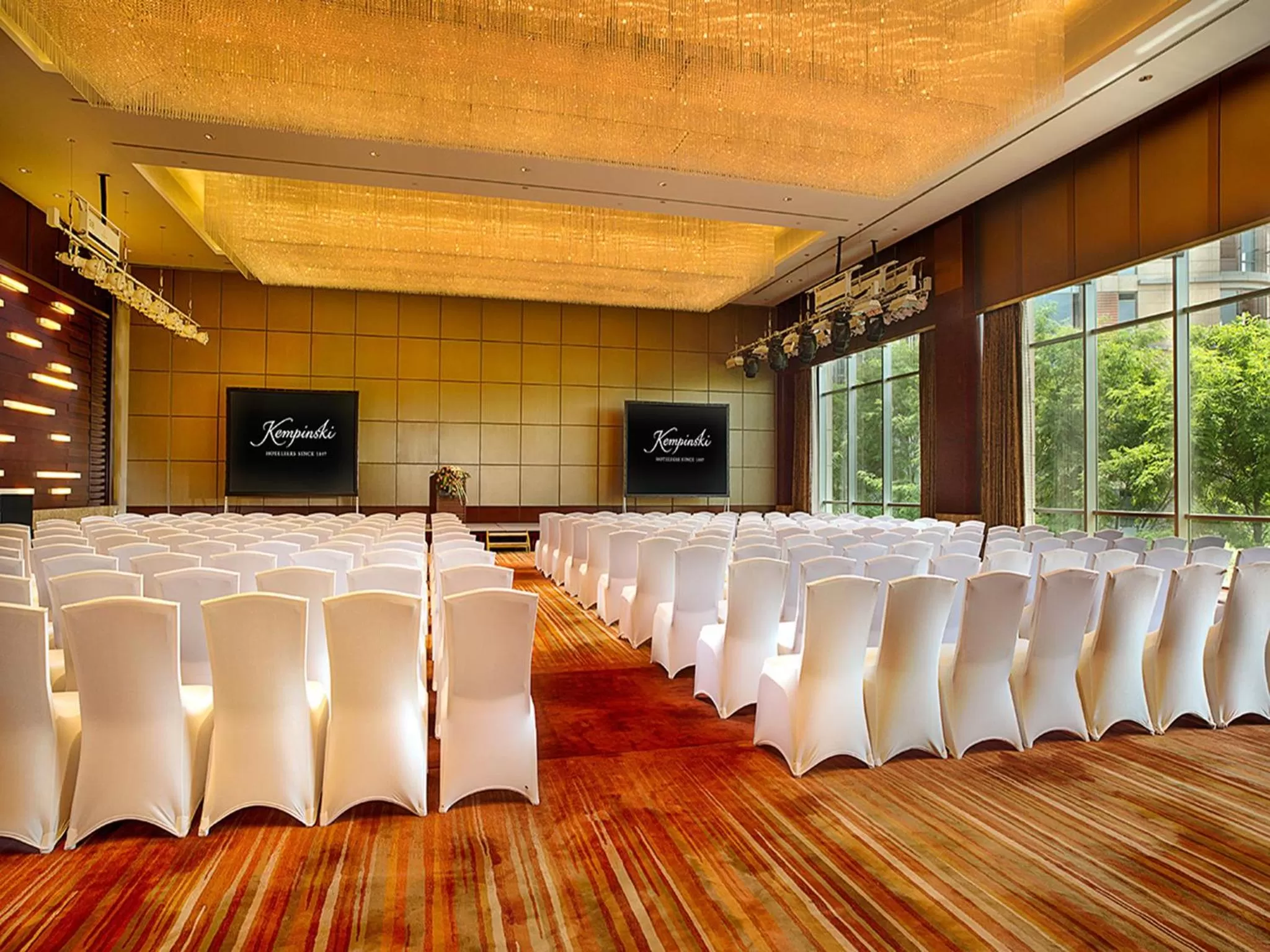 Restaurant/places to eat in Kempinski Hotel Yinchuan