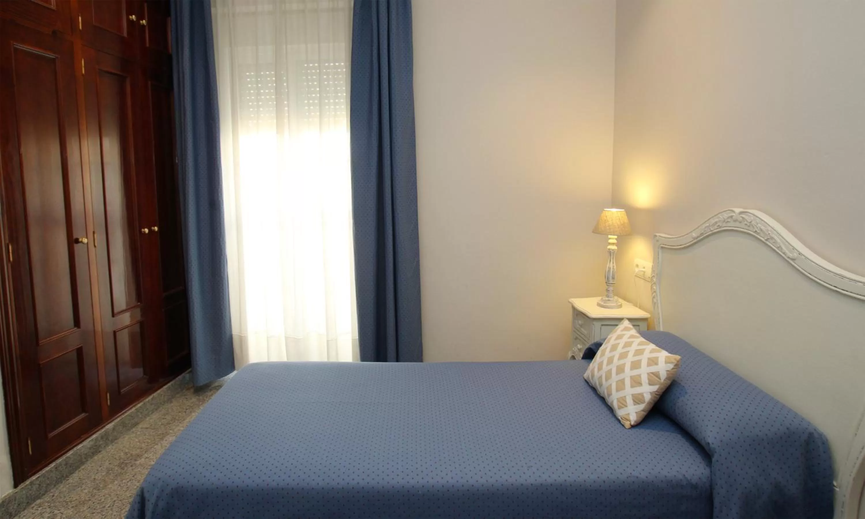 Bed in Hotel Maestranza