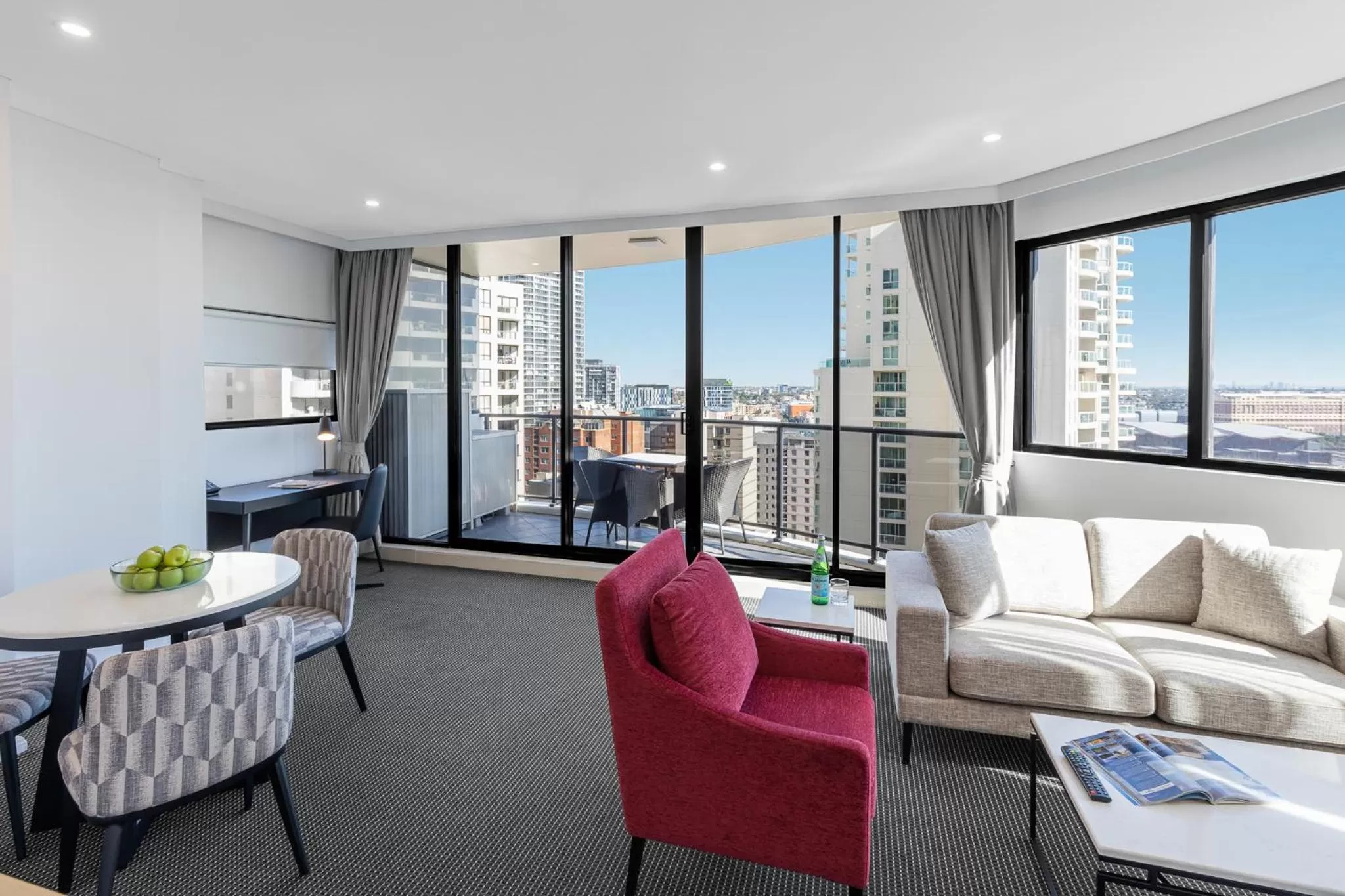 View (from property/room) in Meriton Suites Kent Street, Sydney