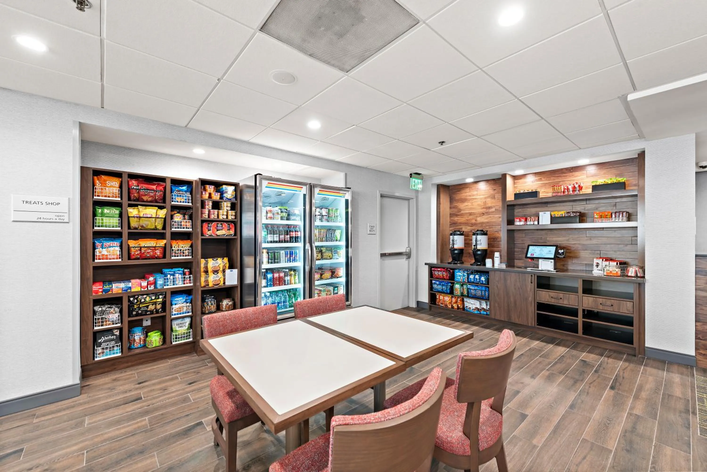 Coffee/tea facilities in Hampton Inn Los Angeles Airport