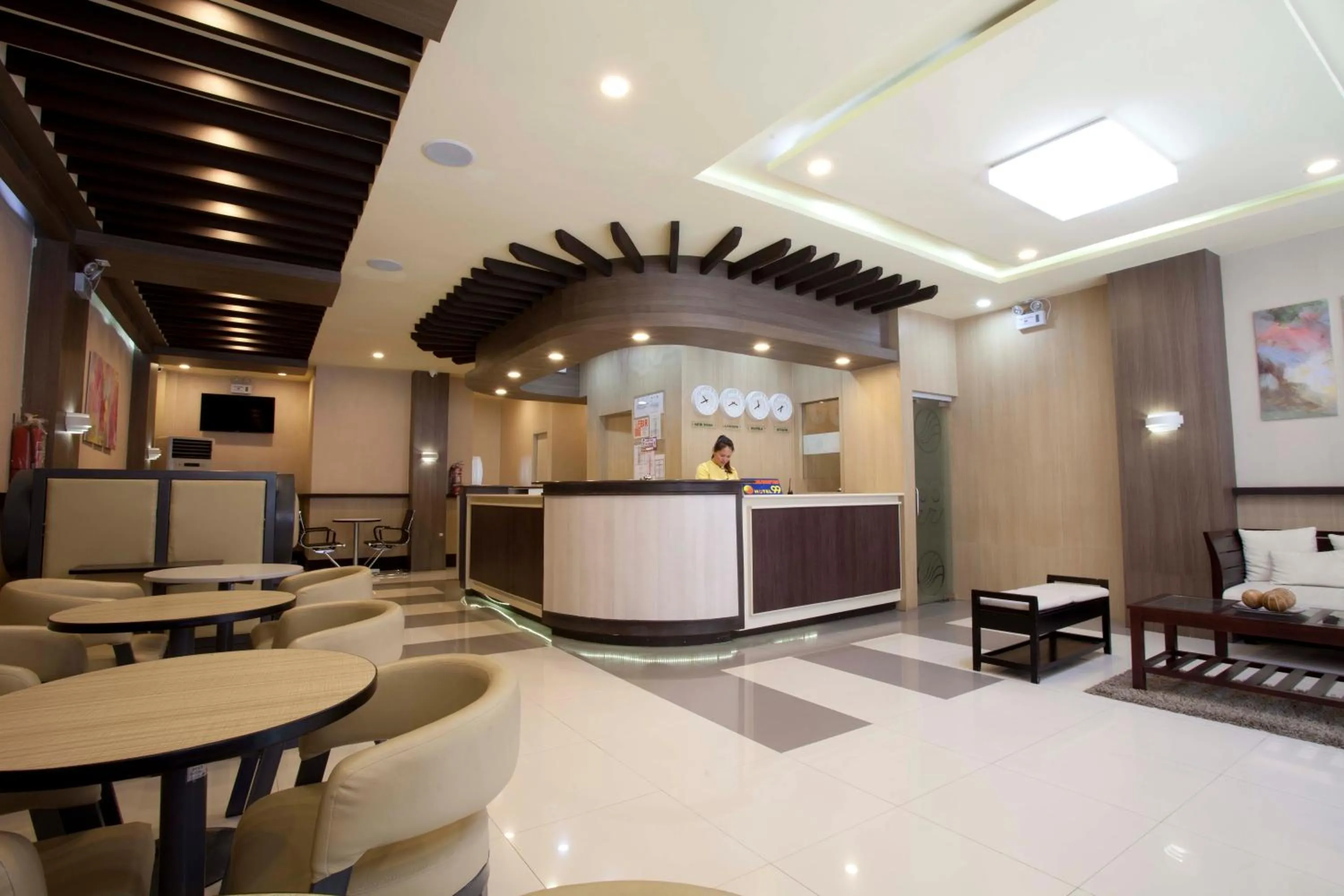 Lobby or reception in Hotel 99 Quiapo
