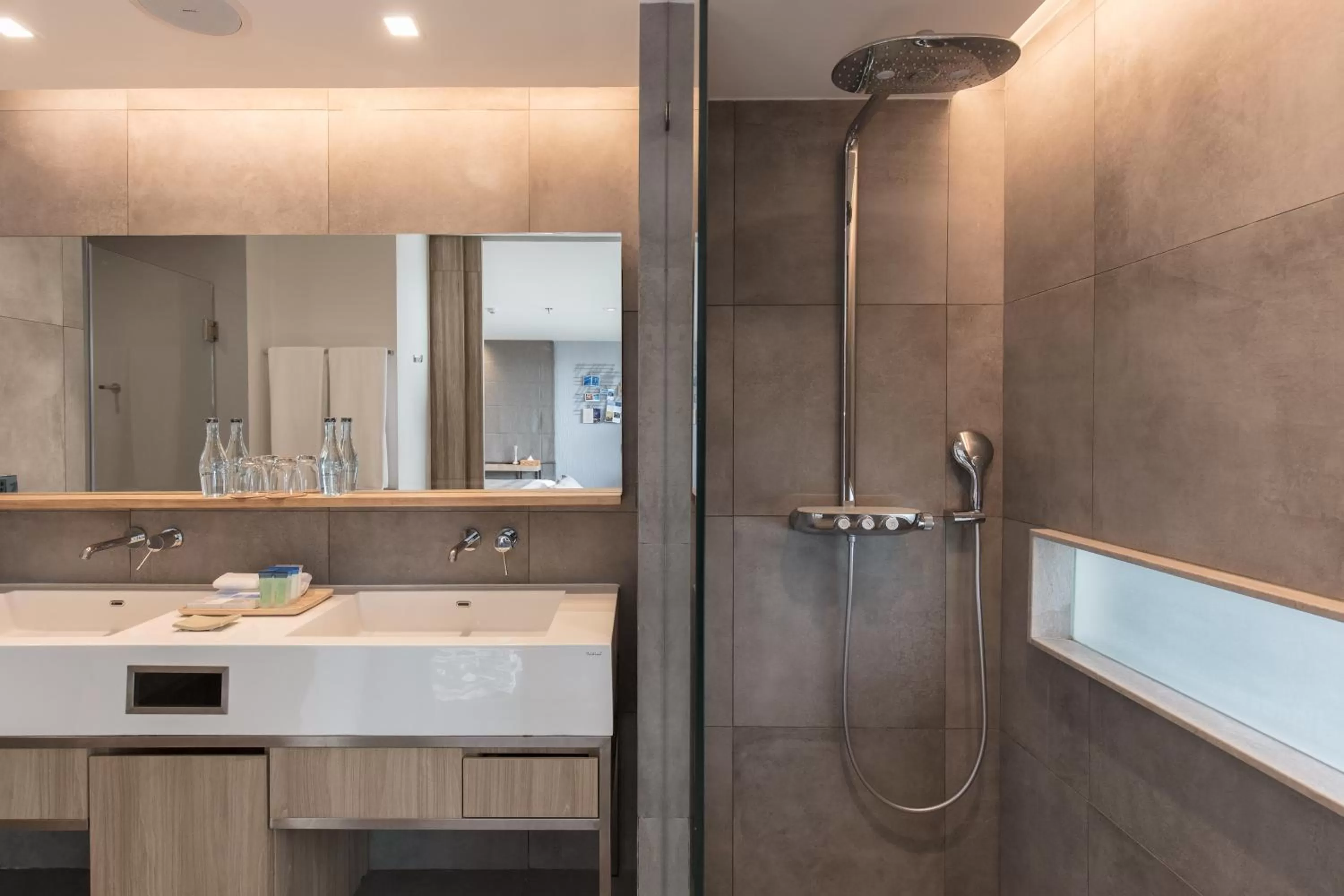 Bathroom in La Vela Khao Lak - SHA Extra Plus