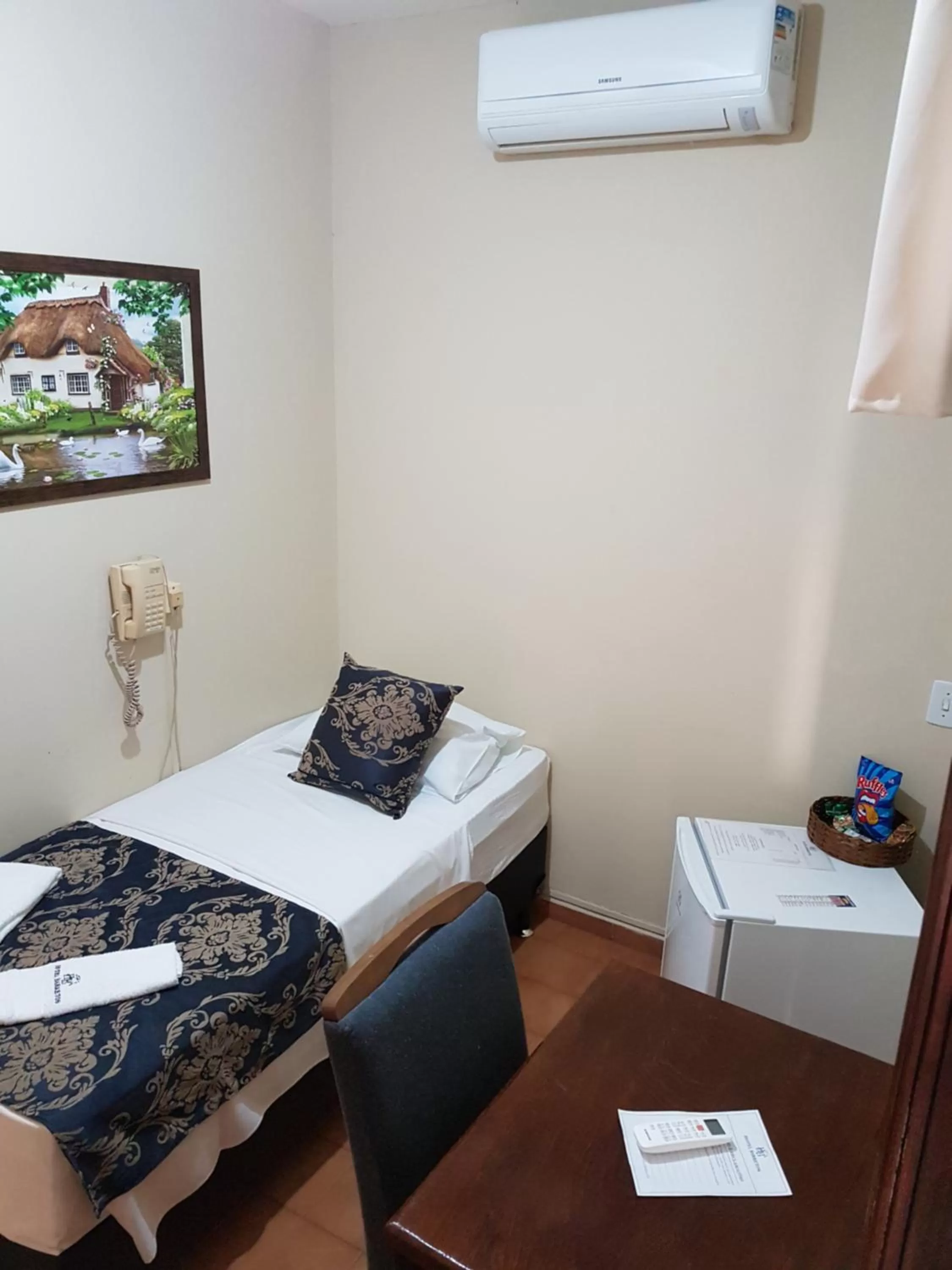 Bed in Hotel Barretos