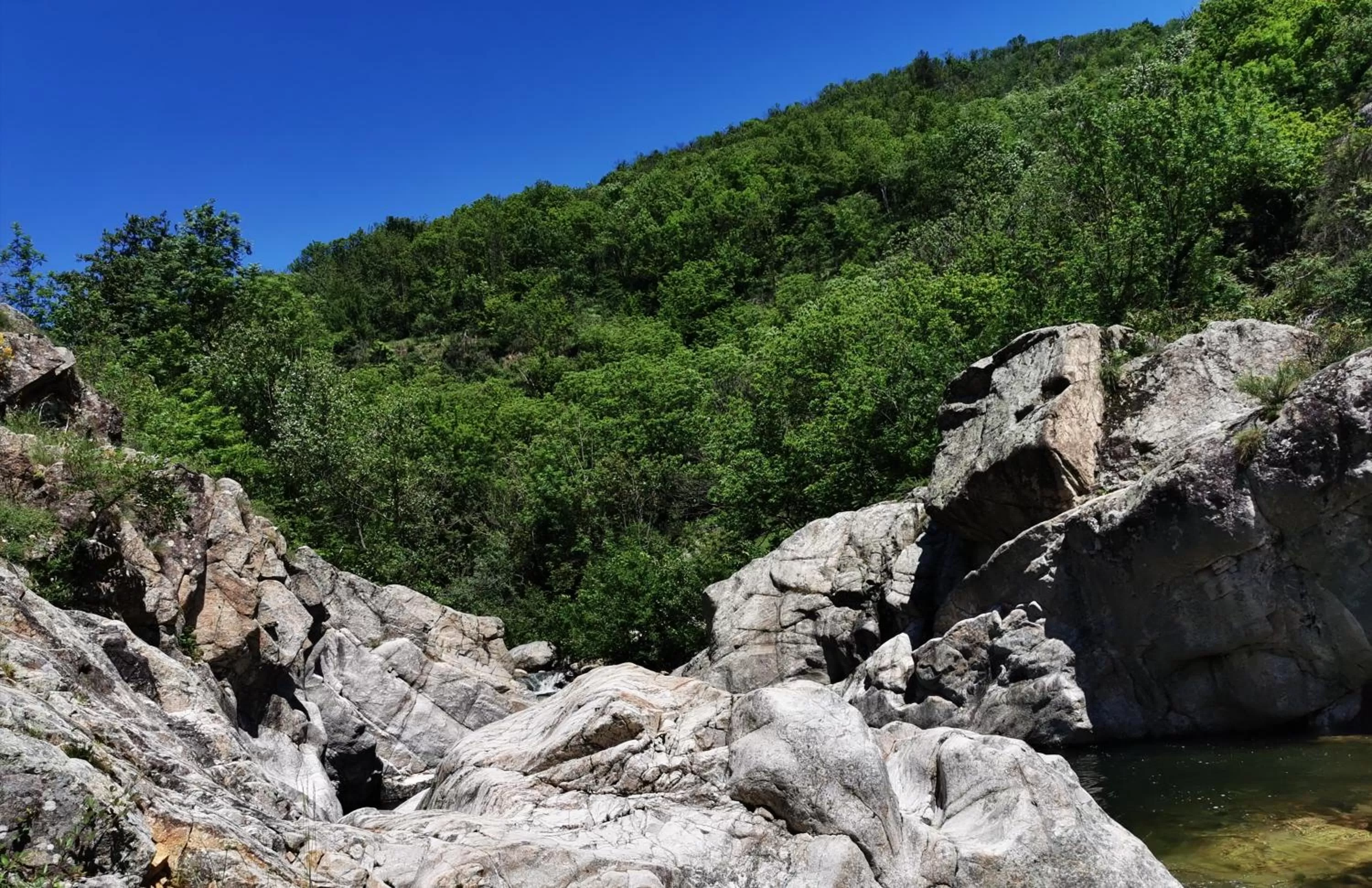 Nearby landmark in Hôtel Le Ponson