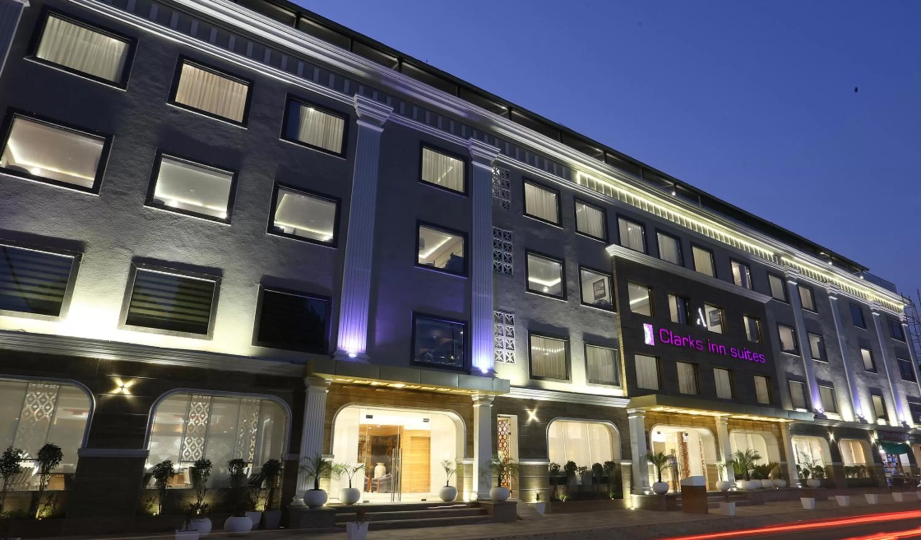 Facade/entrance in Clarks Inn Suites Gwalior