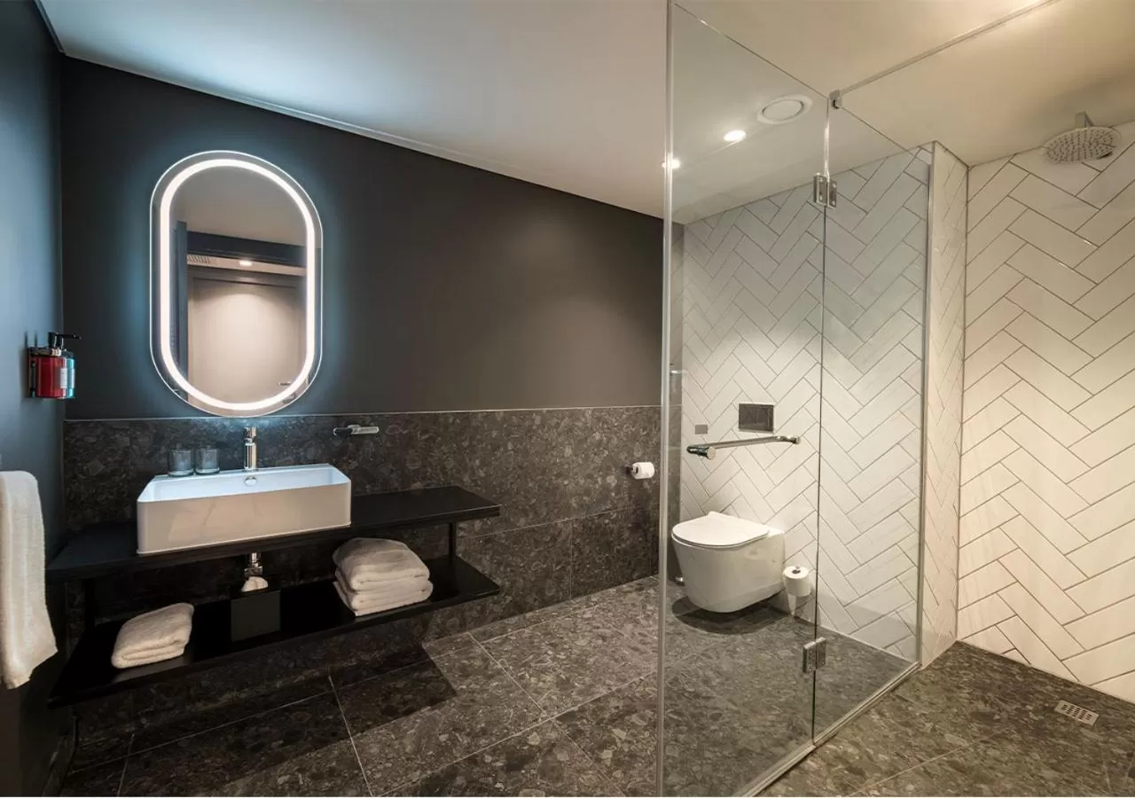 Bathroom in The Rockefeller Hotel by NEWMARK