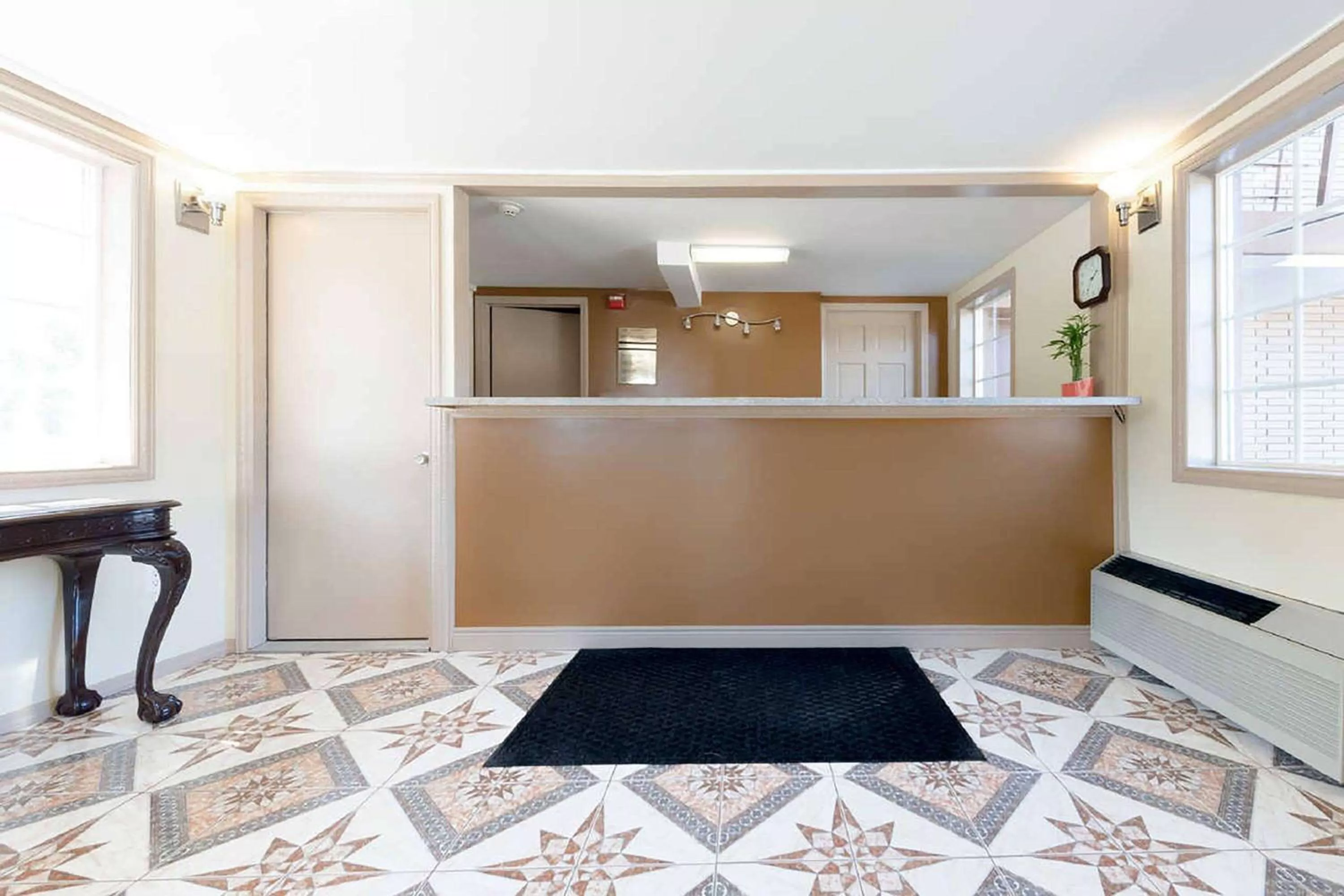 Lobby or reception in Super 8 by Wyndham Greensburg