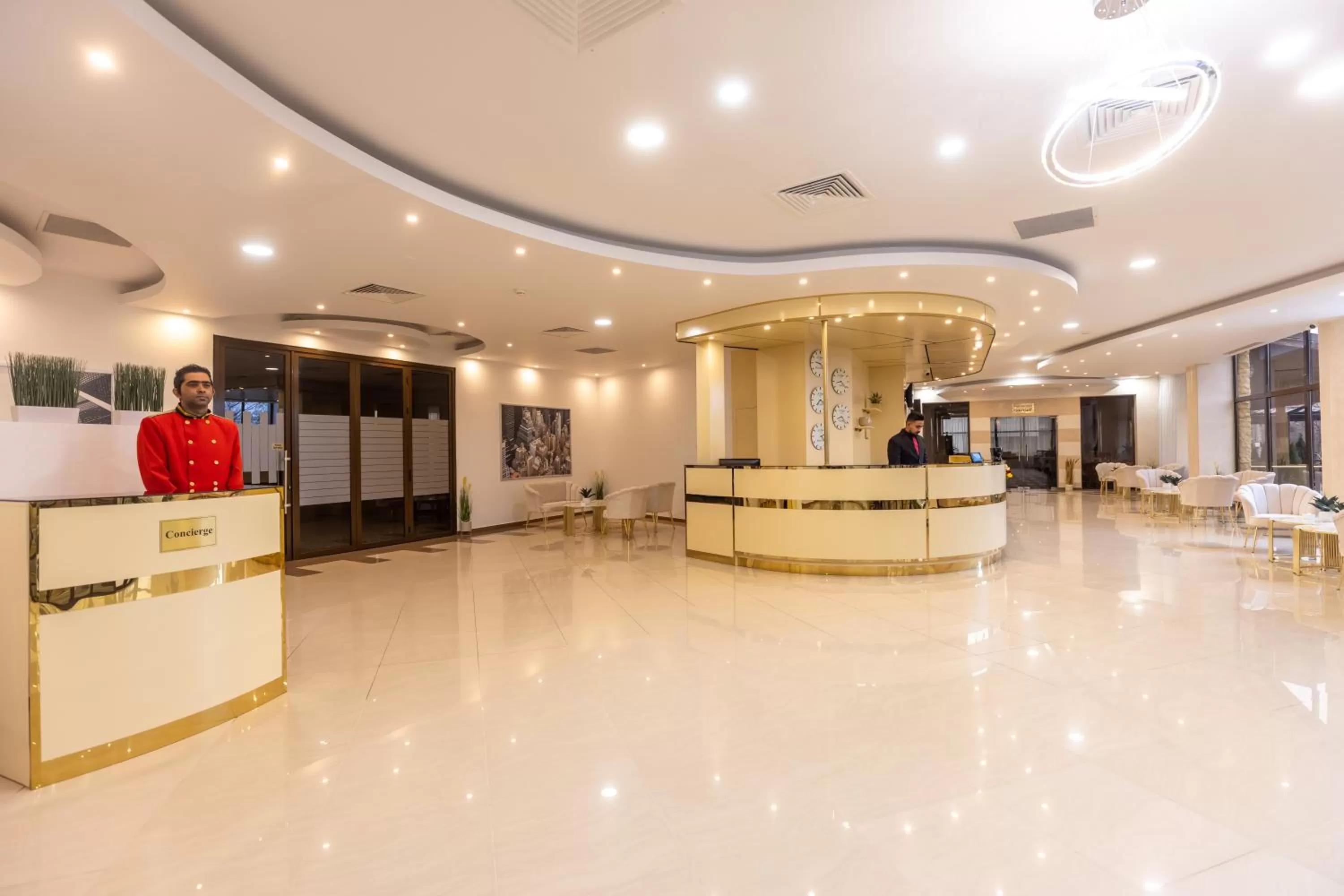 Lobby or reception in Hotel Sir Royal