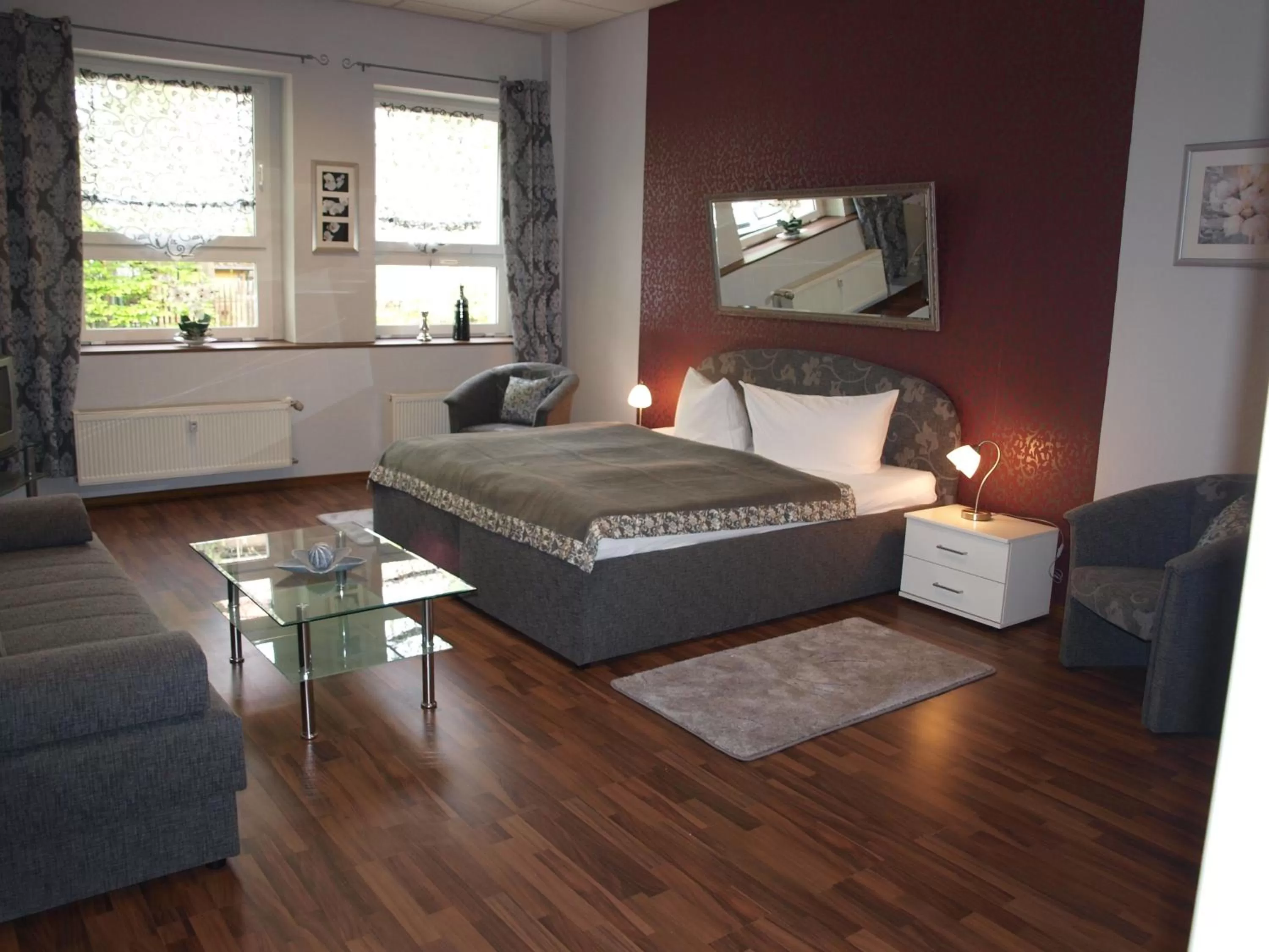 Photo of the whole room, Bed in Hotel am Schützenberg