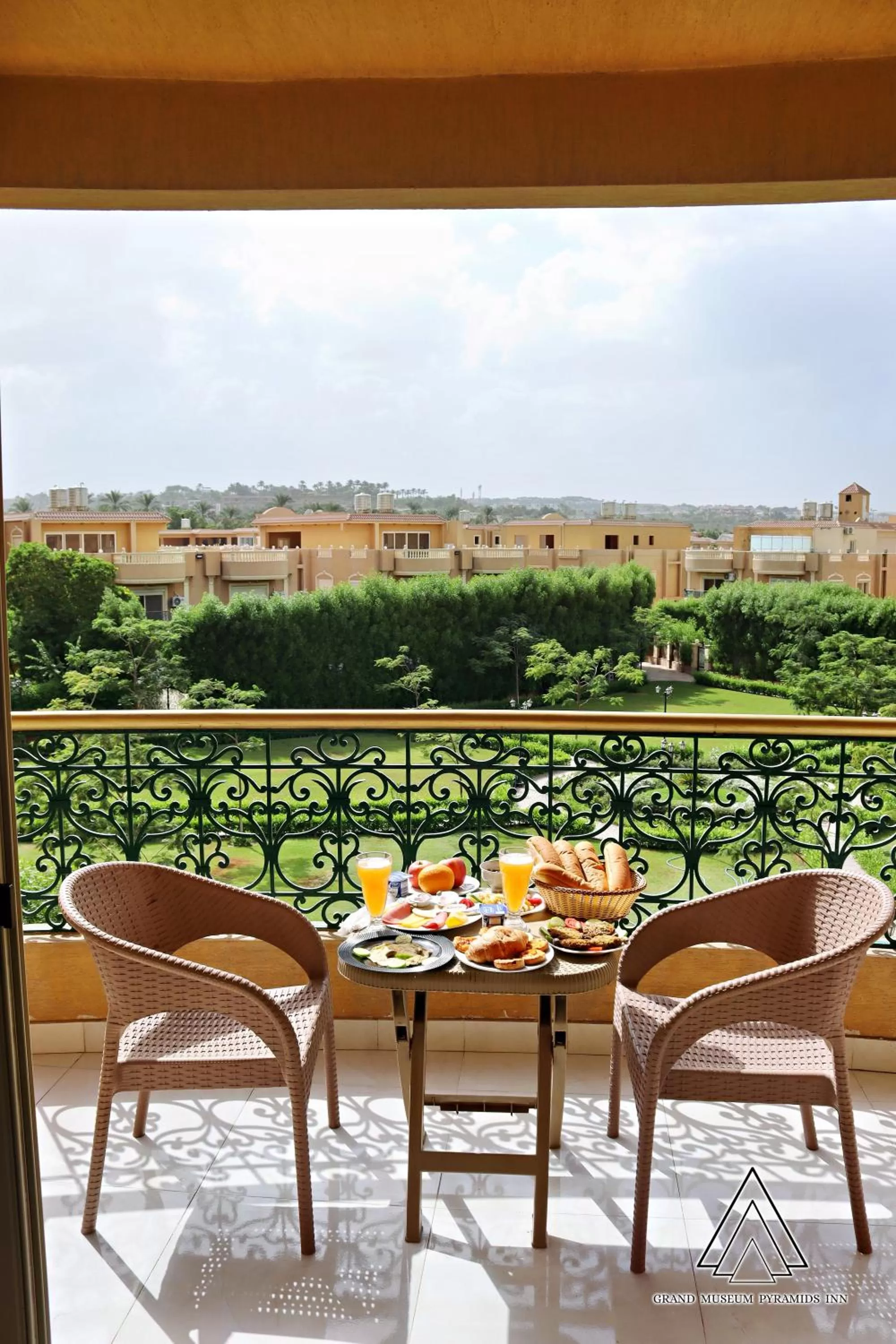 Grand Museum Pyramids Inn