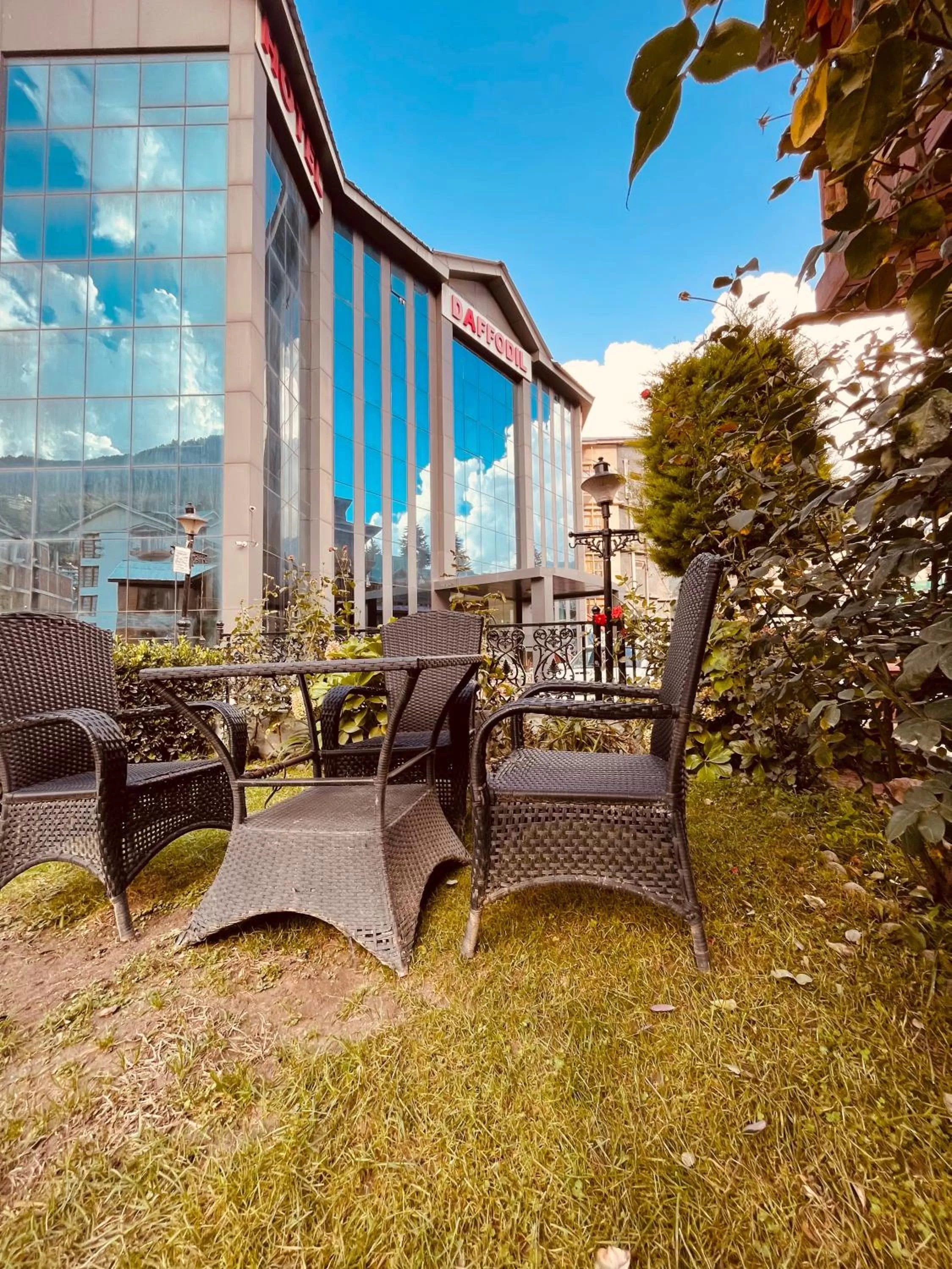 Dafodil INN - A Four star Luxury hotel, Manali