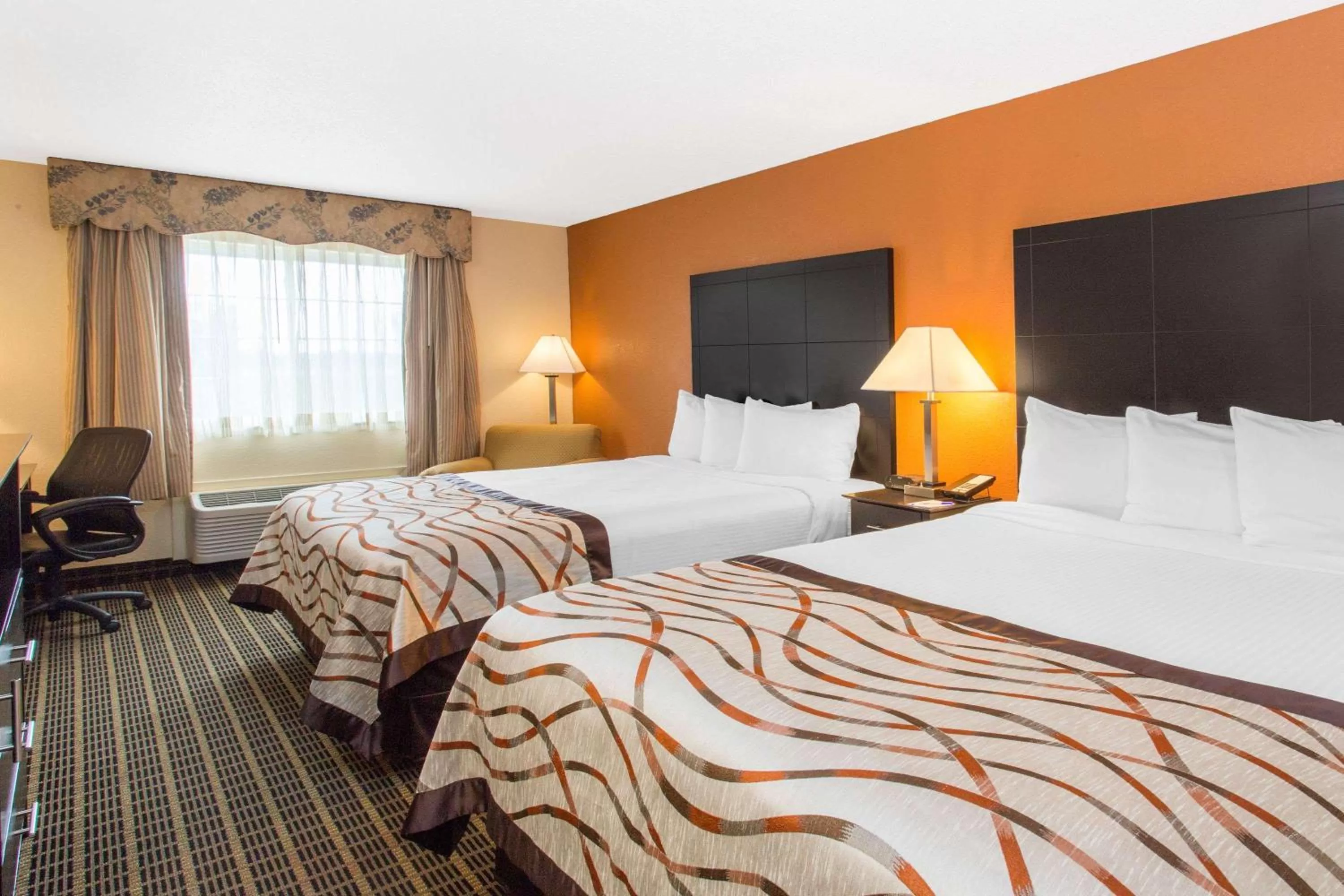 Baymont by Wyndham Muskegon