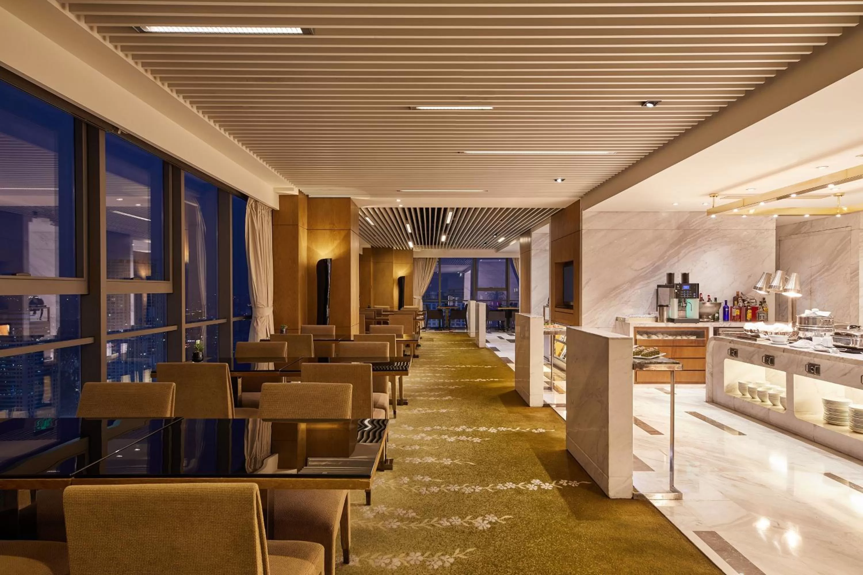 Lounge or bar in The Westin Ningbo