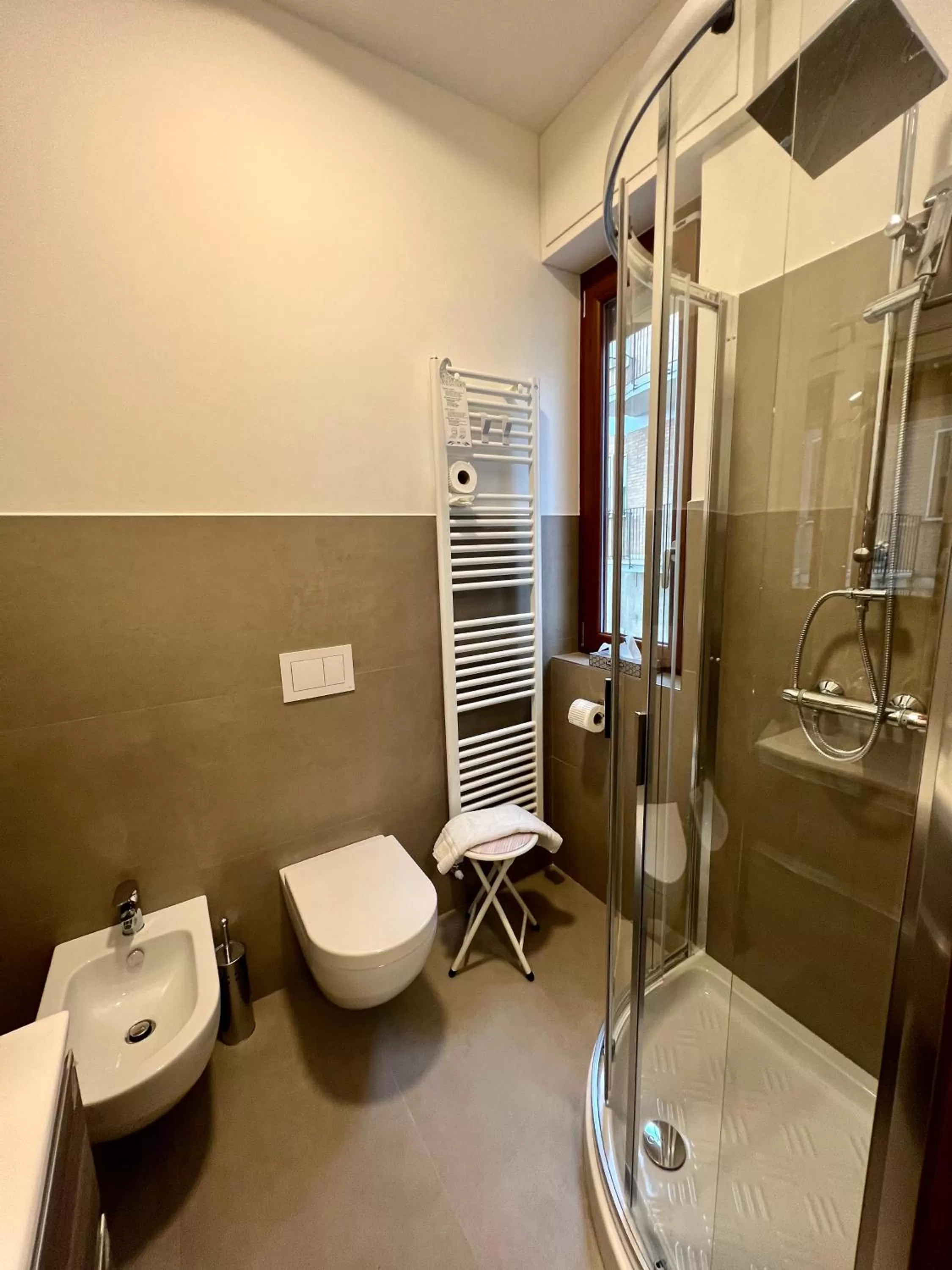 Bathroom in Rainbow Hotel Depandance Joli