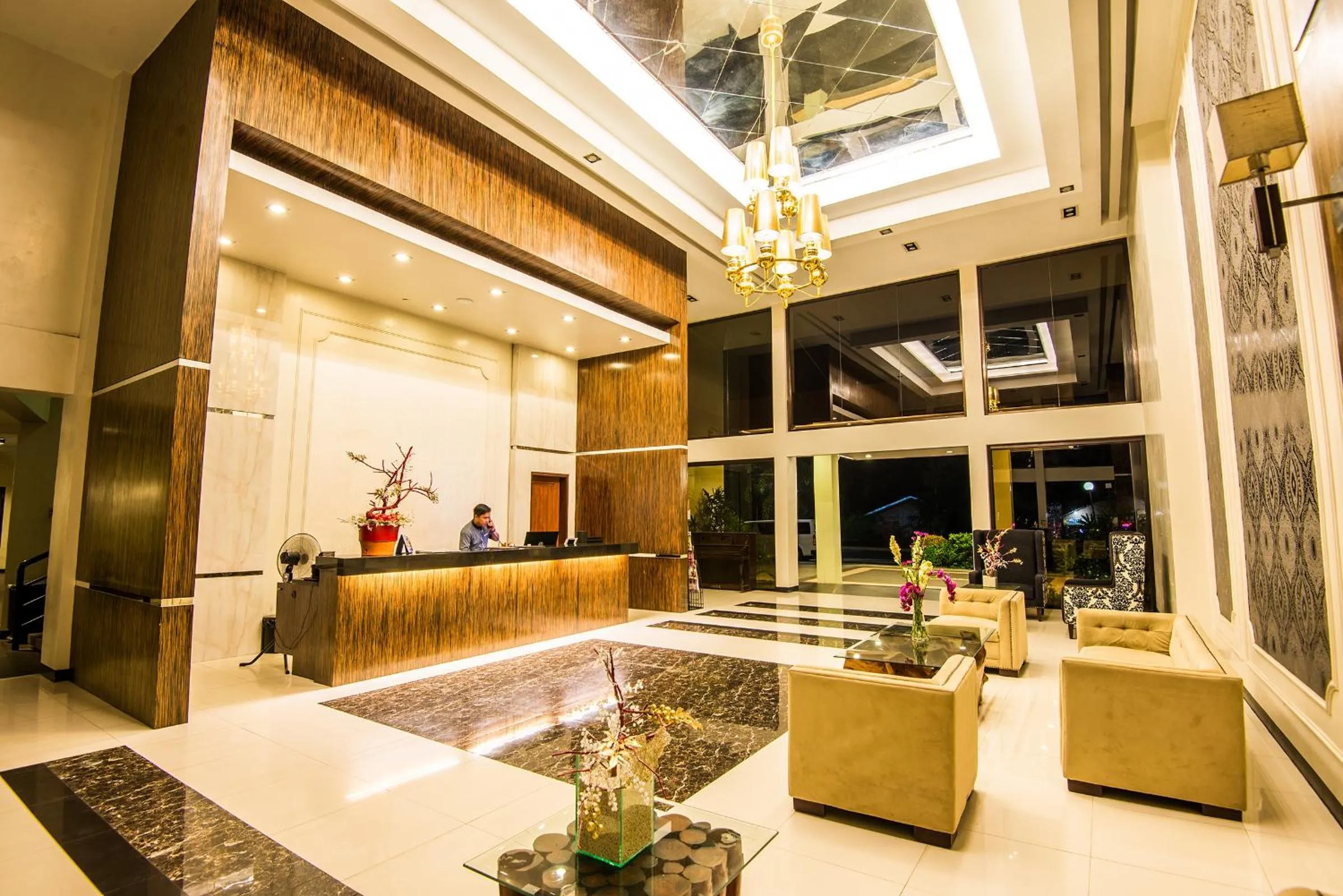 Lobby or reception in Ariana Hotel