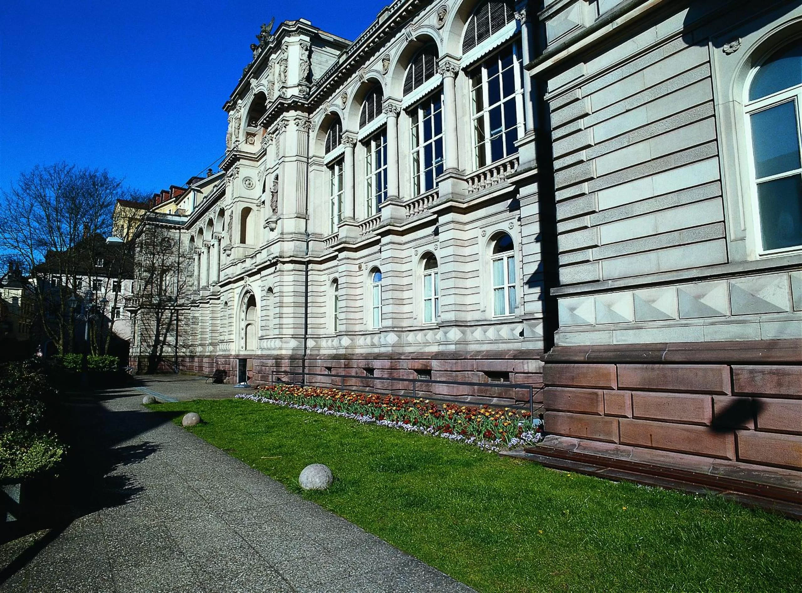 Open Air Bath in Aqua Aurelia Suitenhotel an den Thermen