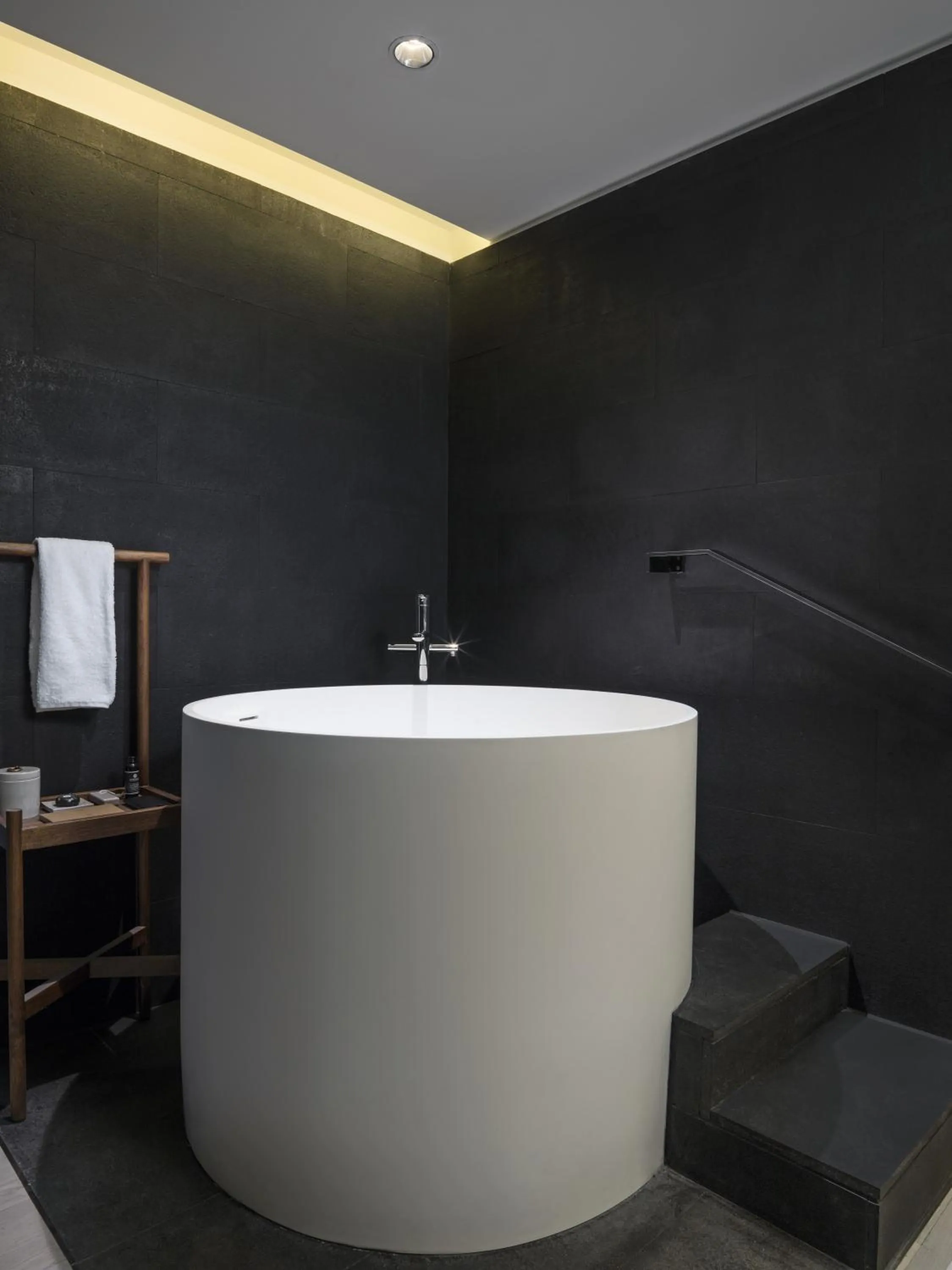 Bathroom in Upper House Chengdu