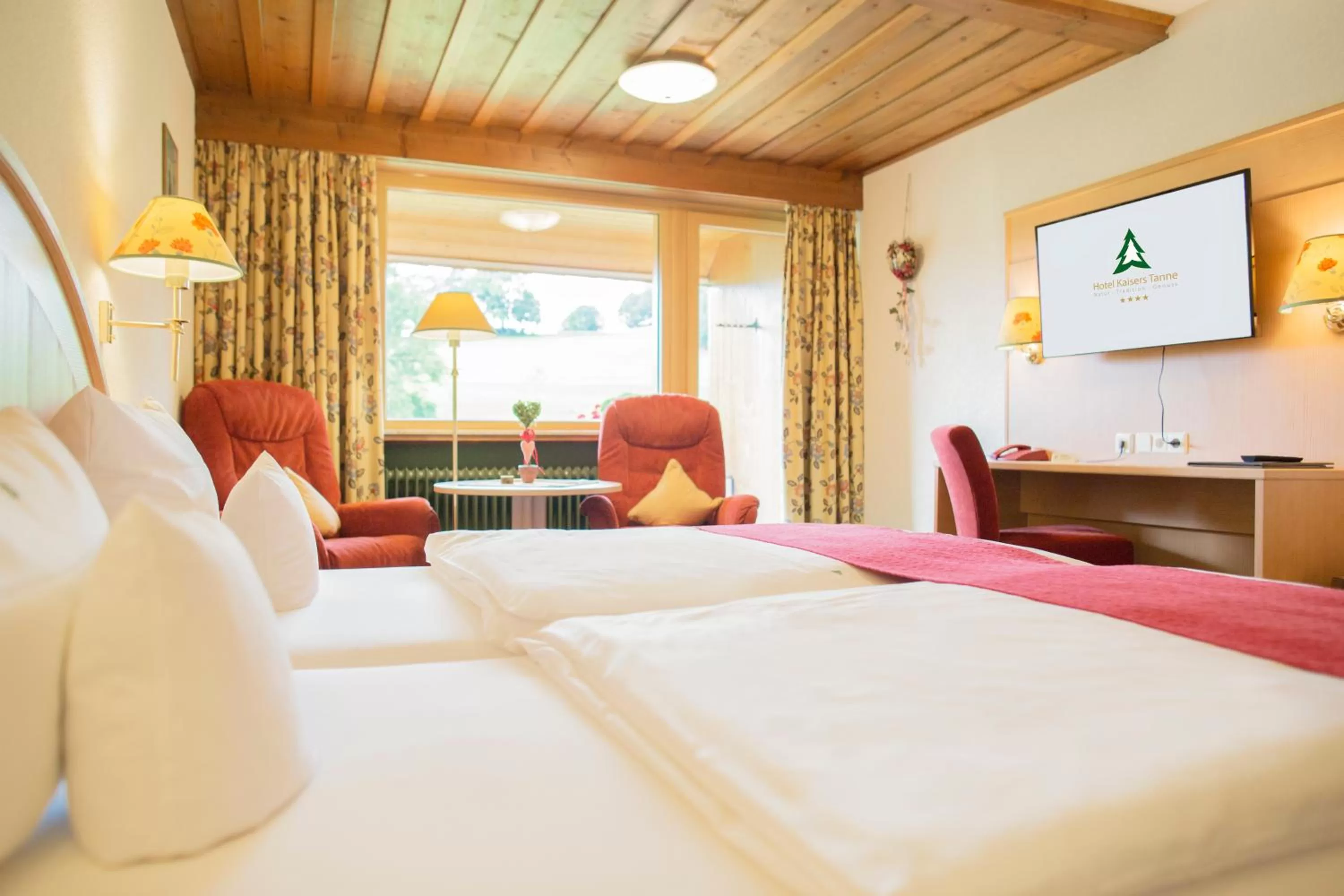 Bed in Kaisers Tanne - Premium Alles Inklusive Hotel