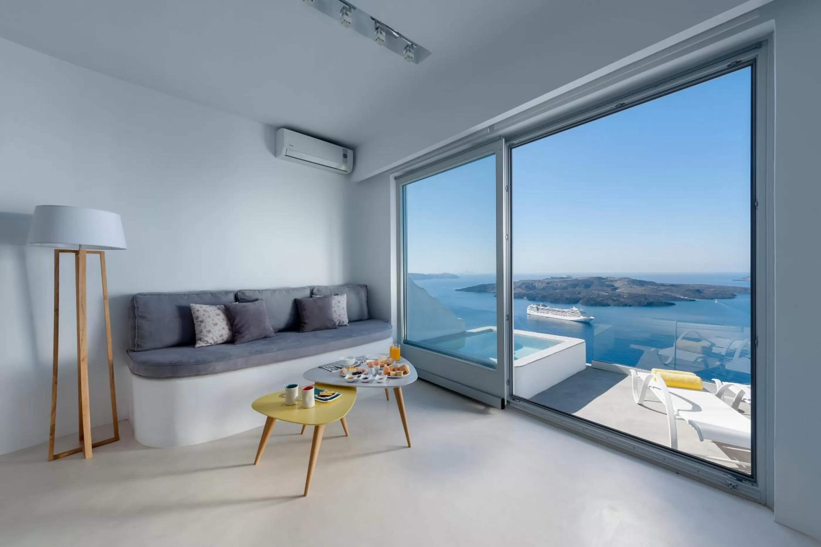 Photo of the whole room in Keti Hotel