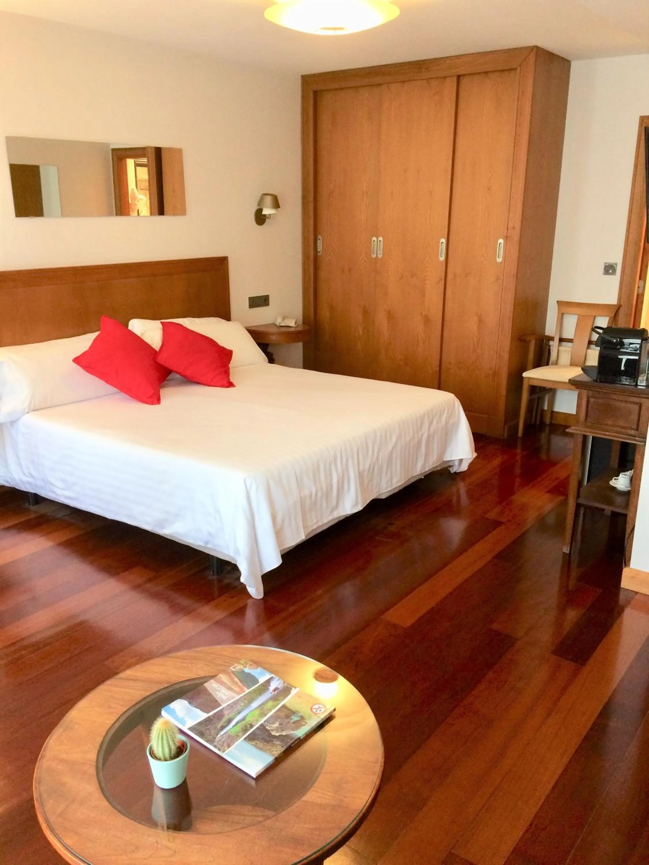 Photo of the whole room, Bed in Hotel El Sella