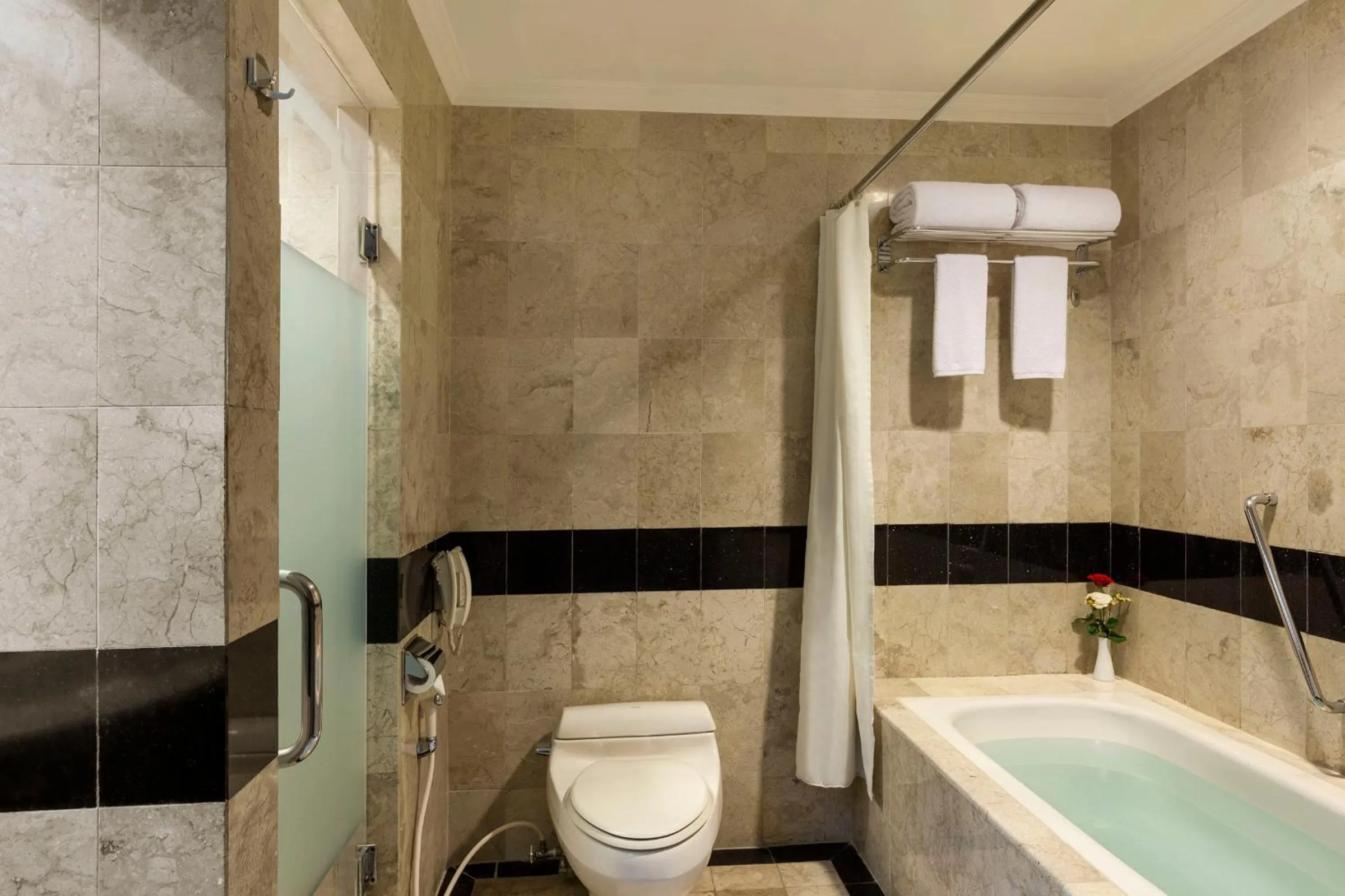 Bathroom in Prime Plaza Hotel Purwakarta