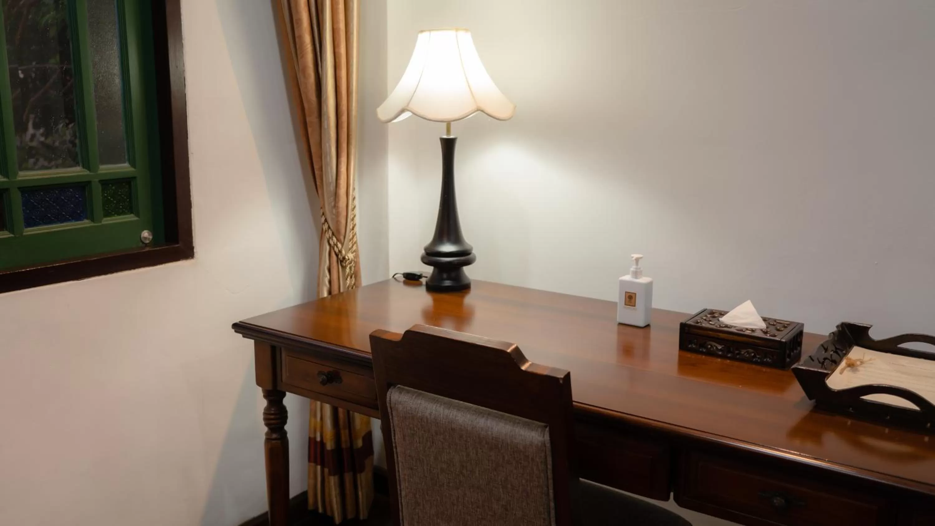 Decorative detail, Dining Area in Cheva Gallery Boutique Hotel