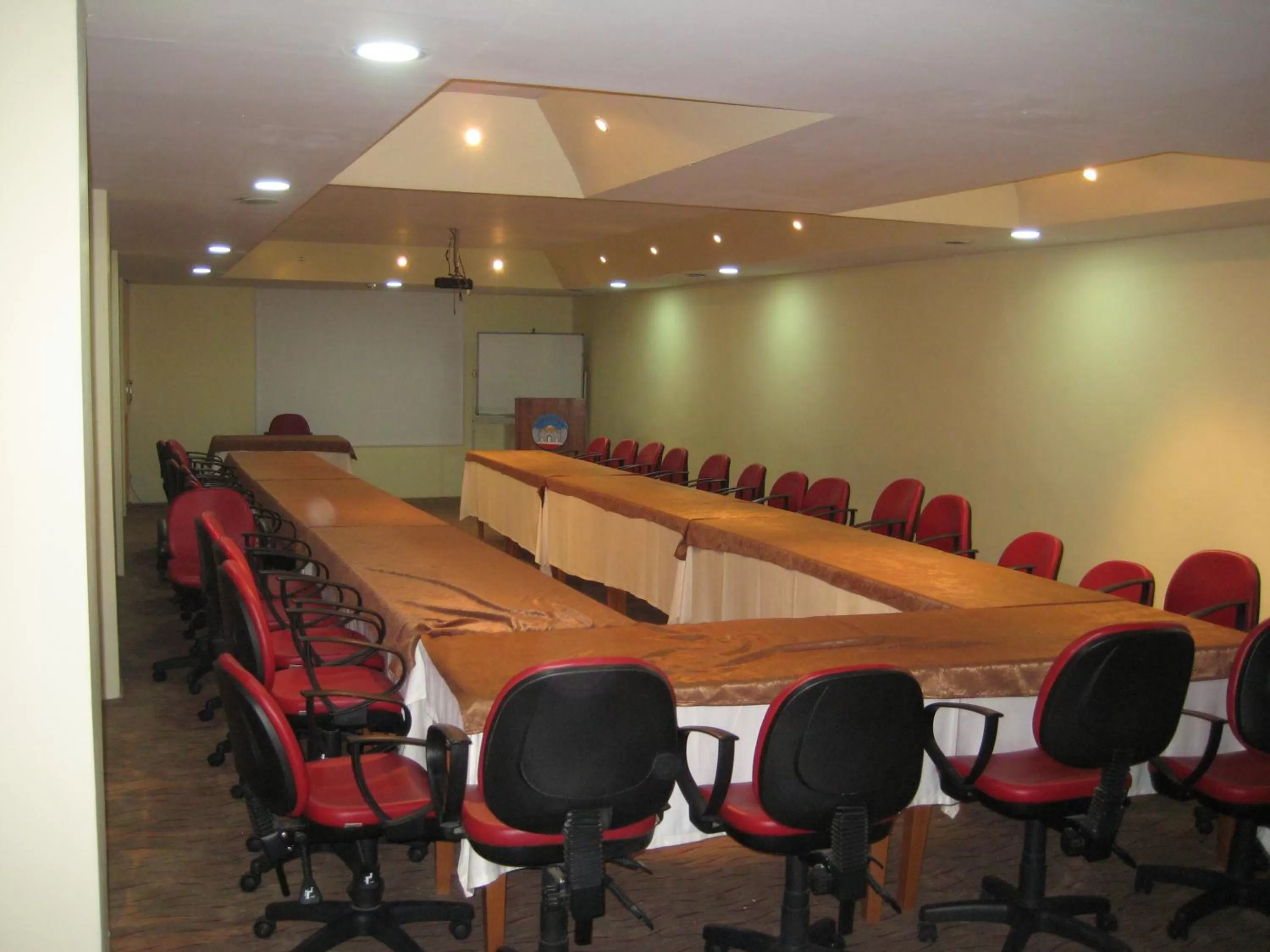 Meeting/conference room, Business Area/Conference Room in Miroglu Hotel