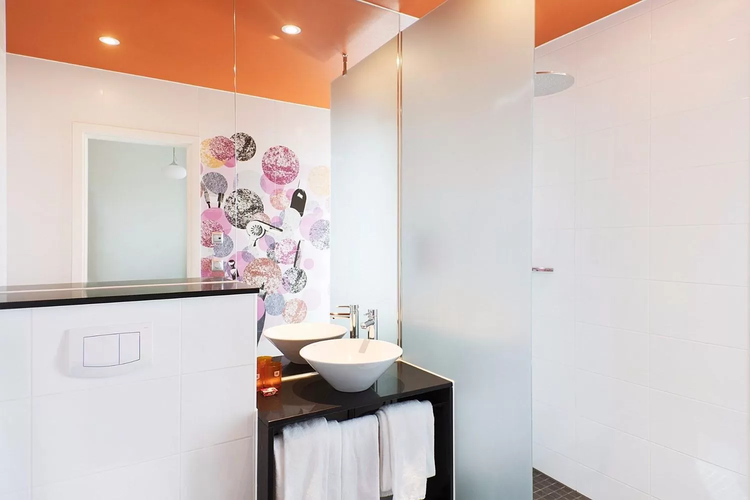 Shower in Motel L Stockholm Älvsjö