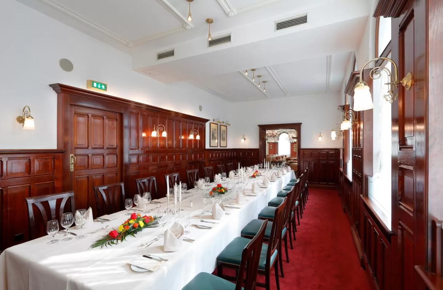 Area and facilities in Gebhards Hotel