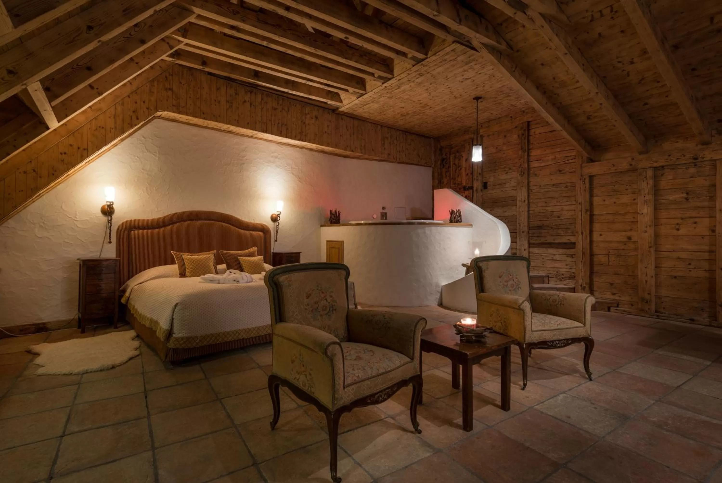 Photo of the whole room, Bed in Alpenclub