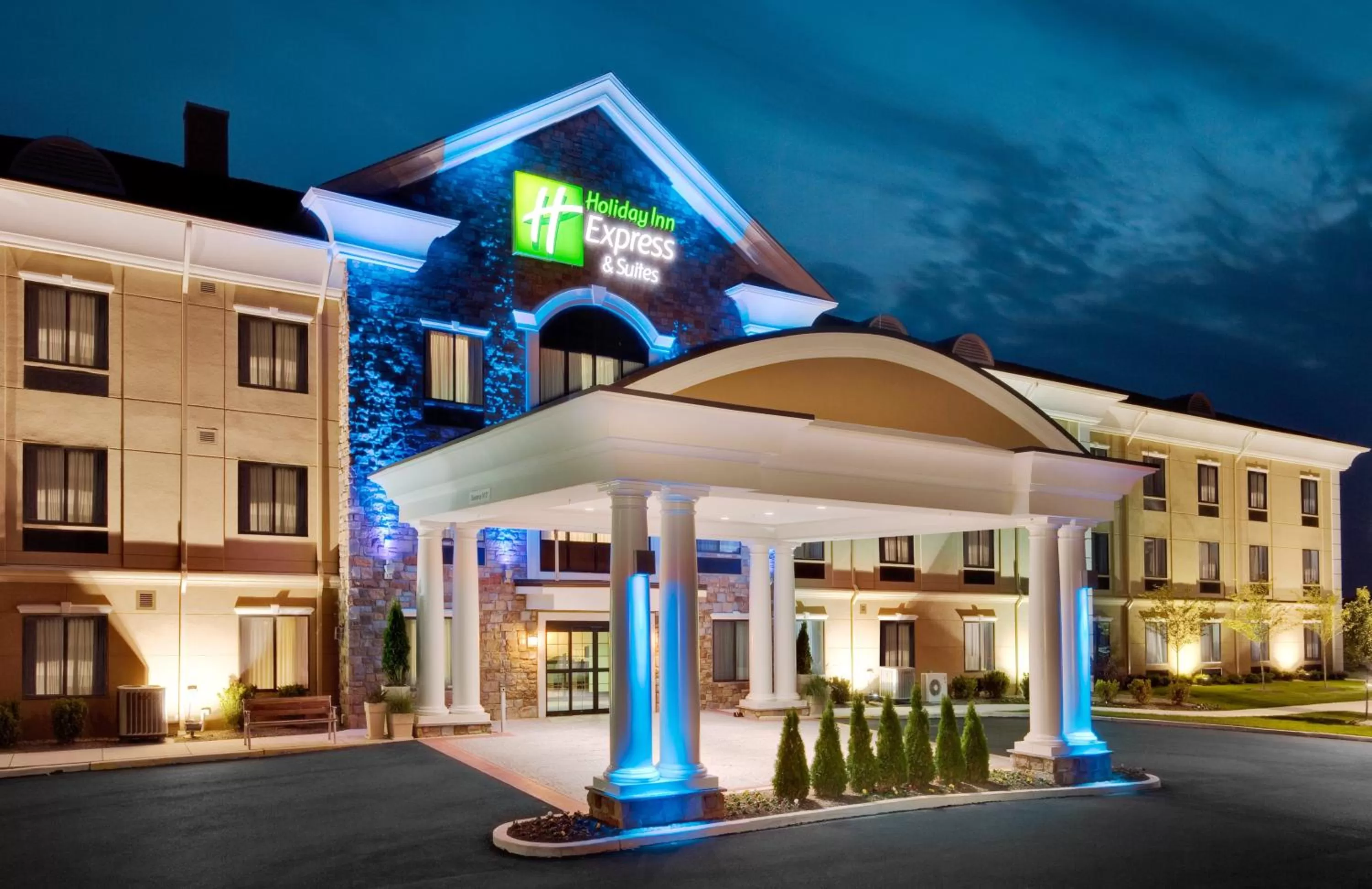 Property building in Holiday Inn Express Hotel & Suites Warminster-Horsham by IHG