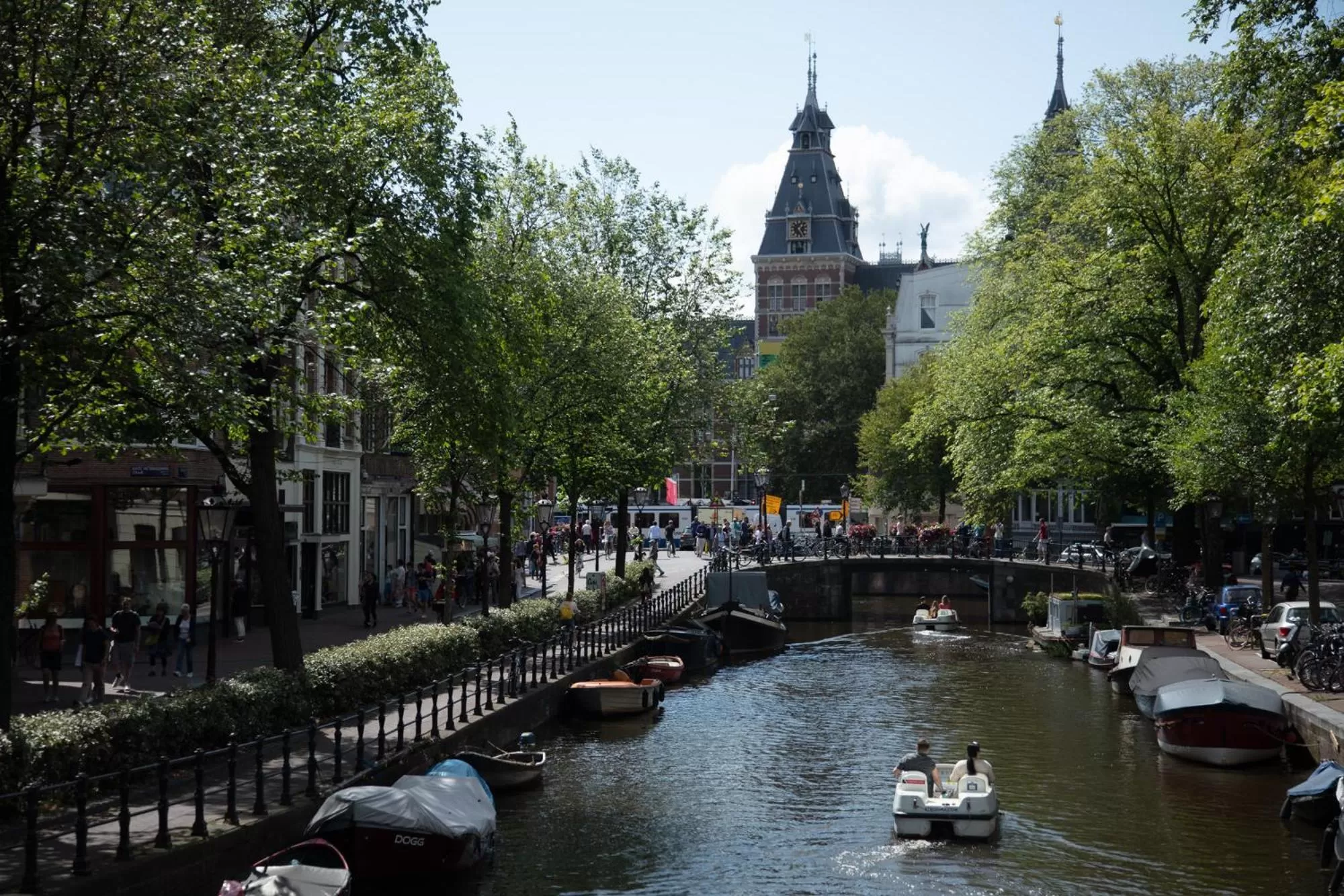 Nearby landmark in Hotel 717