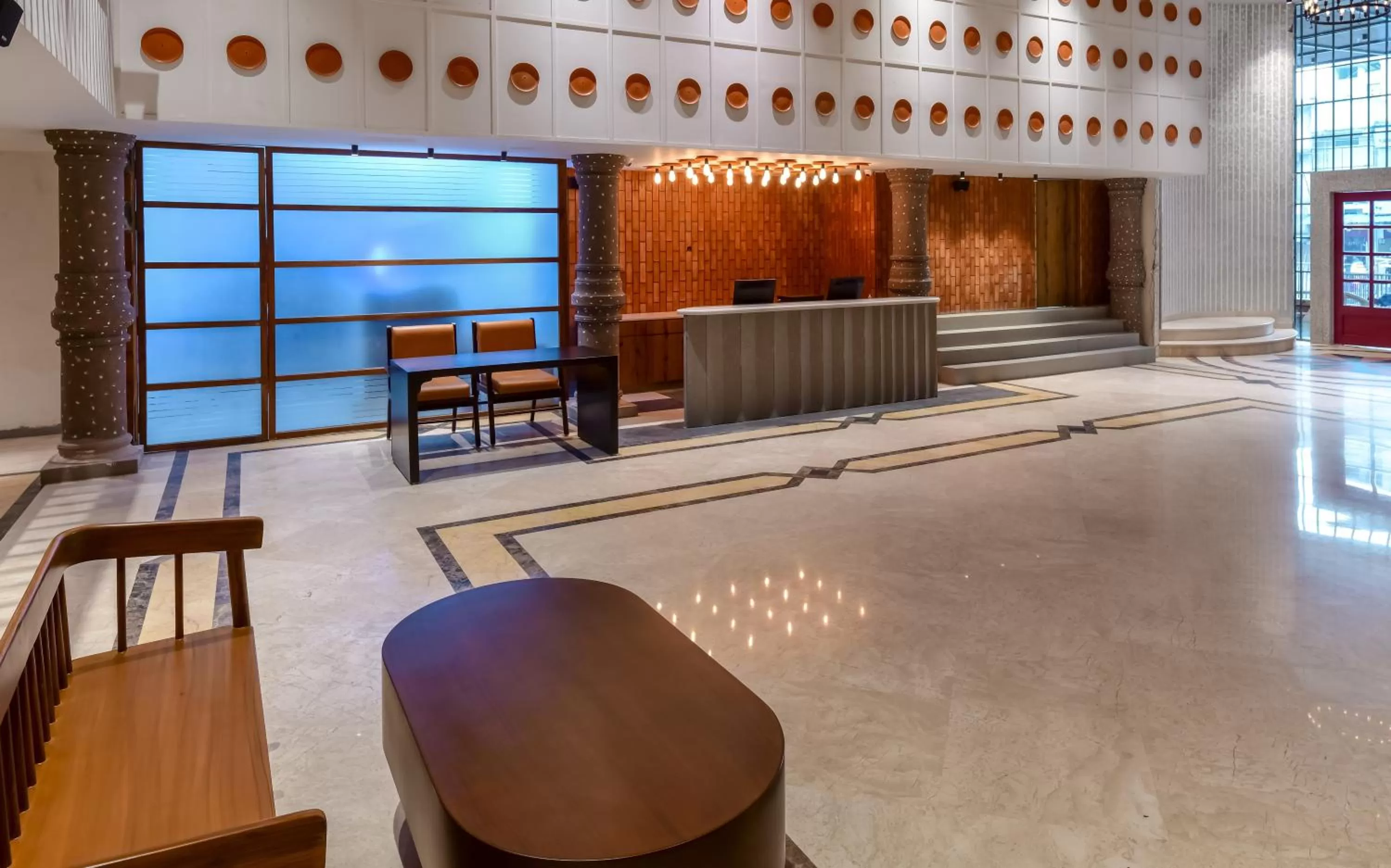 Lobby or reception in The Downton Hotel