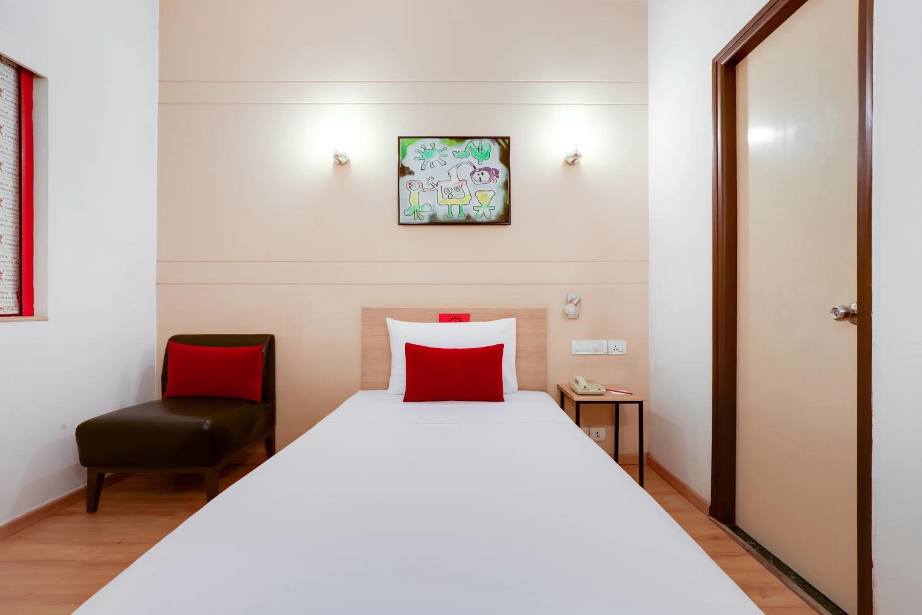 Bedroom, Bed in Red Fox by Lemon Tree Hotels, East Delhi