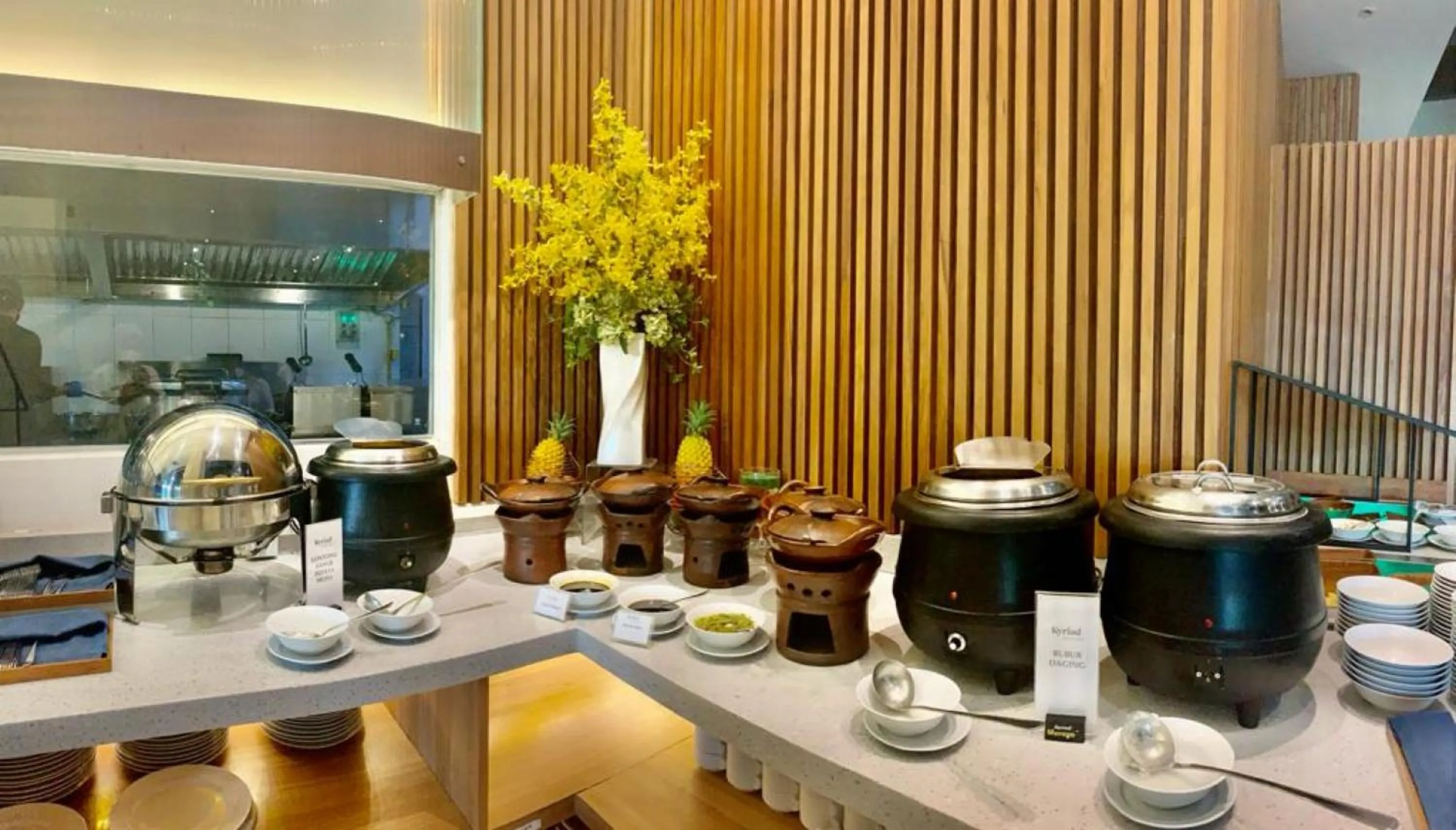 Restaurant/places to eat in Kyriad Hotel Muraya Aceh